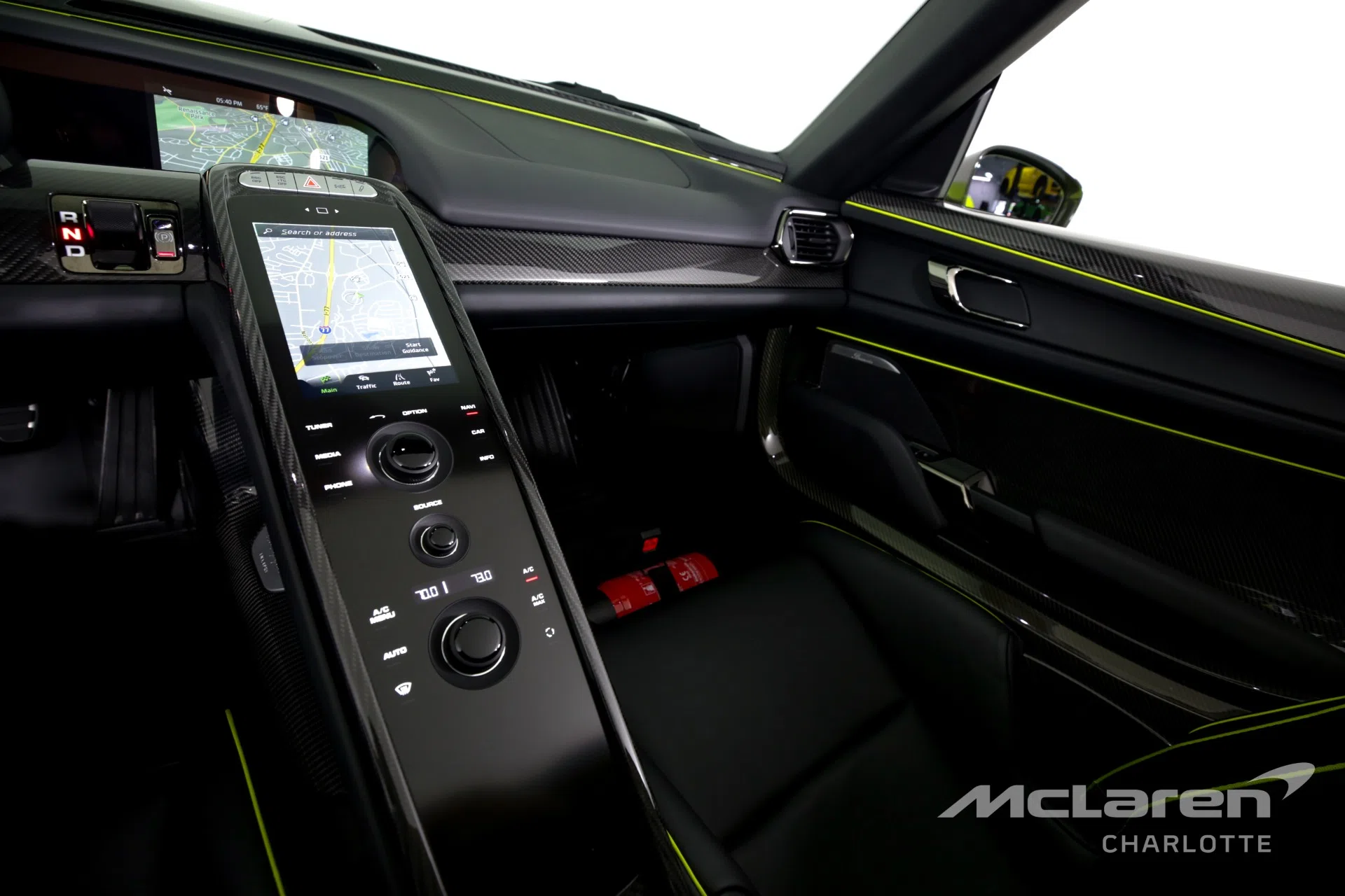 2015 Porsche 918 Spyder interior, Onyx Black/Acid Green