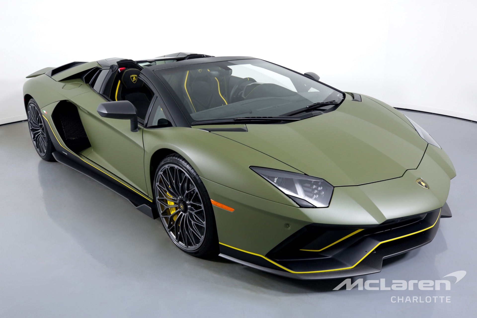 2022 Lamborghini Aventador Ultimae, 2/20