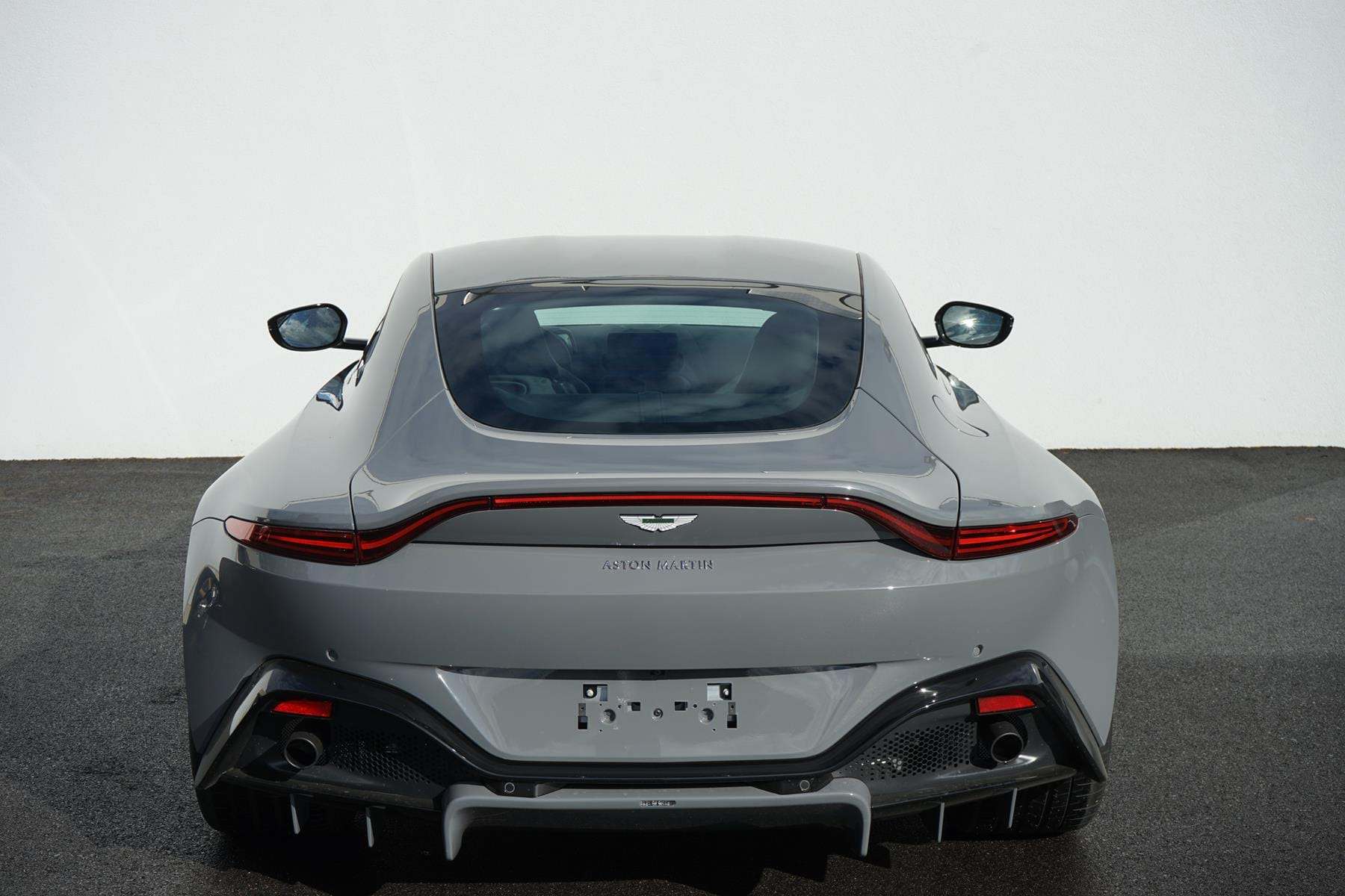 2019 Aston Martin Vantage V8, 10/16