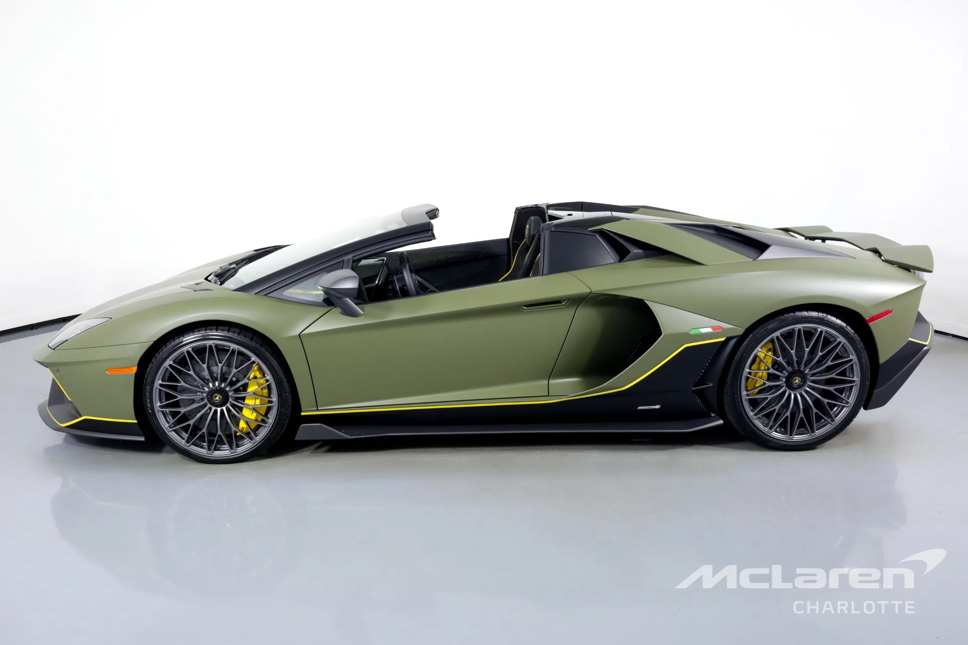2022 Lamborghini Aventador Ultimae for sale, exterior