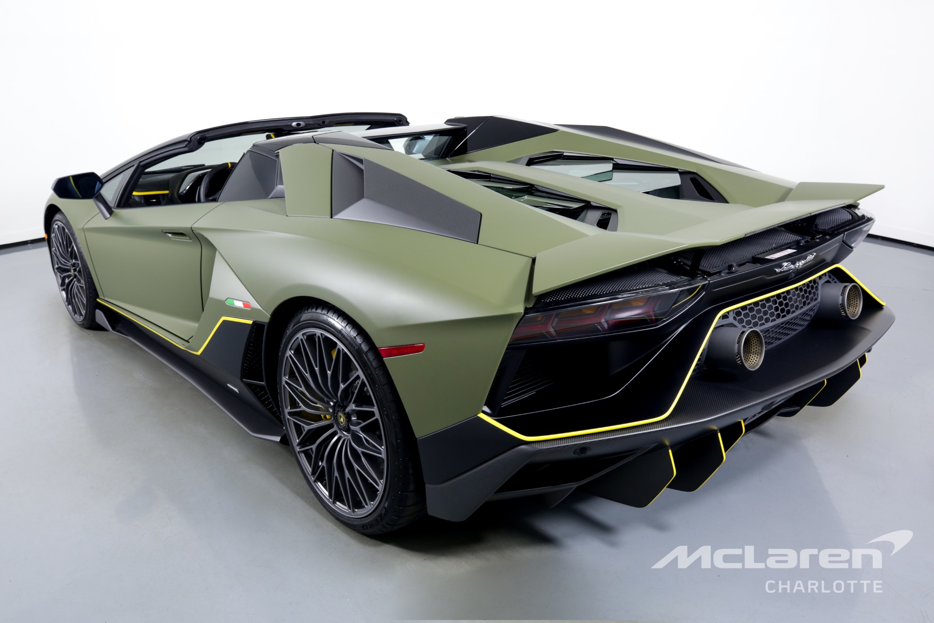 2022 Lamborghini Aventador Ultimae, 7/20
