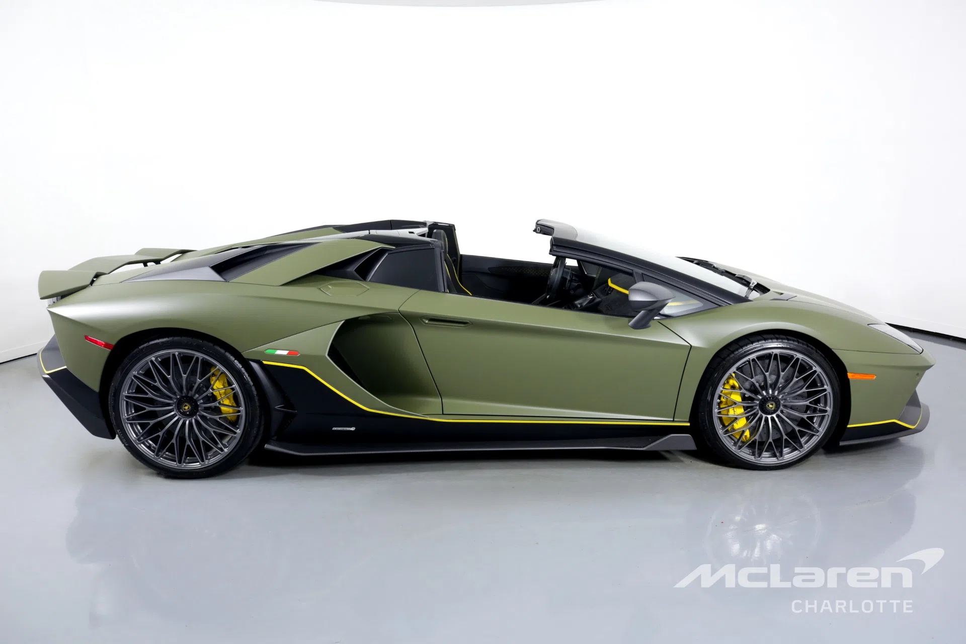 2022 Lamborghini Aventador Ultimae for sale, exterior