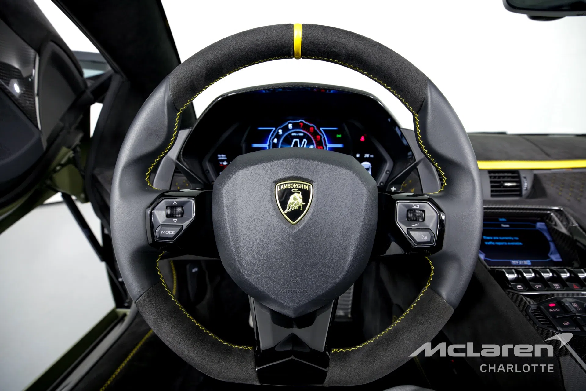 2022 Lamborghini Aventador Ultimae interior, steering wheel