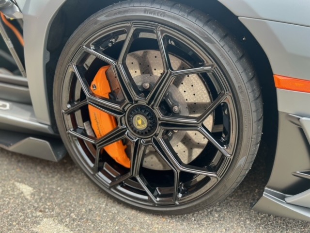 2019 Lamborghini Aventador Coupé, 2/2