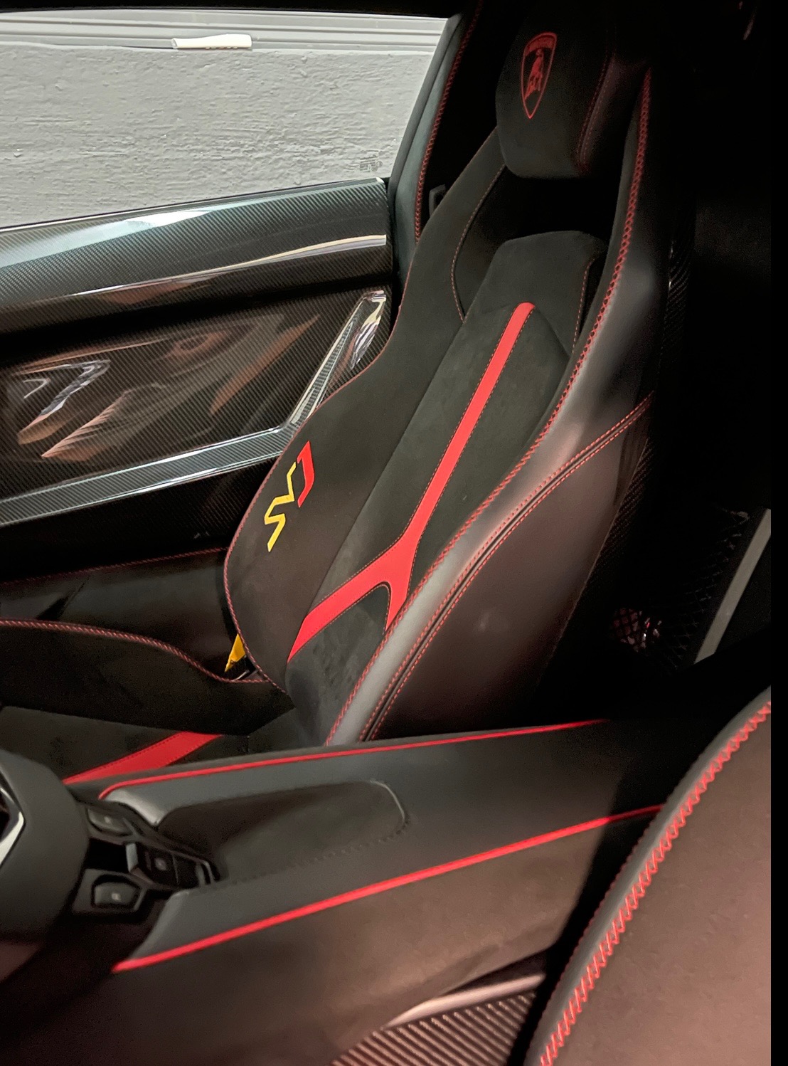 2021 Lamborghini Aventador Coupé, 12/13