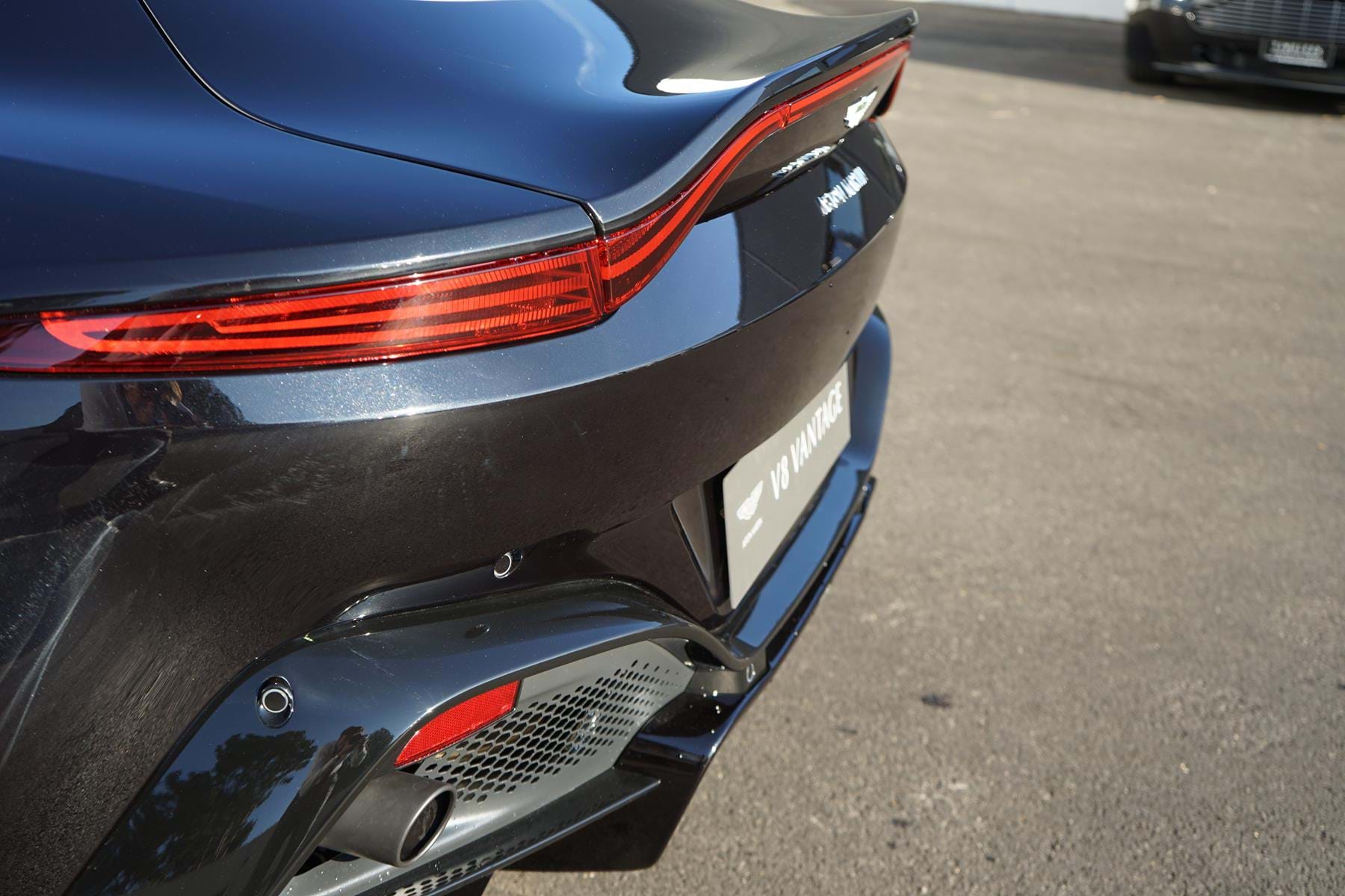 2019 Aston Martin Vantage V8, 9/10