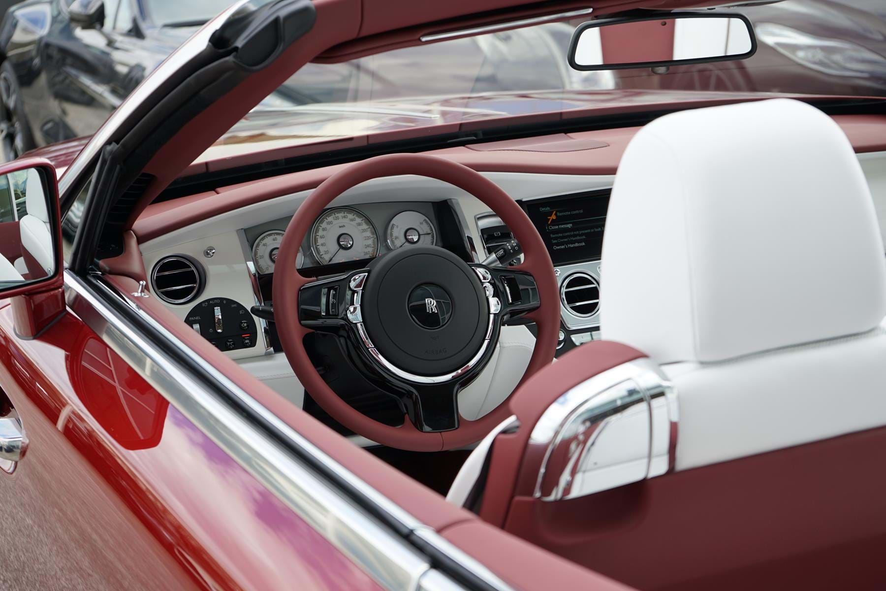 2018 Rolls-Royce Dawn, 2/20