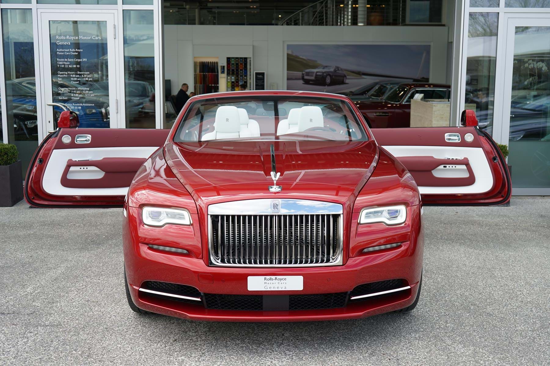 2018 Rolls-Royce Dawn, 3/20