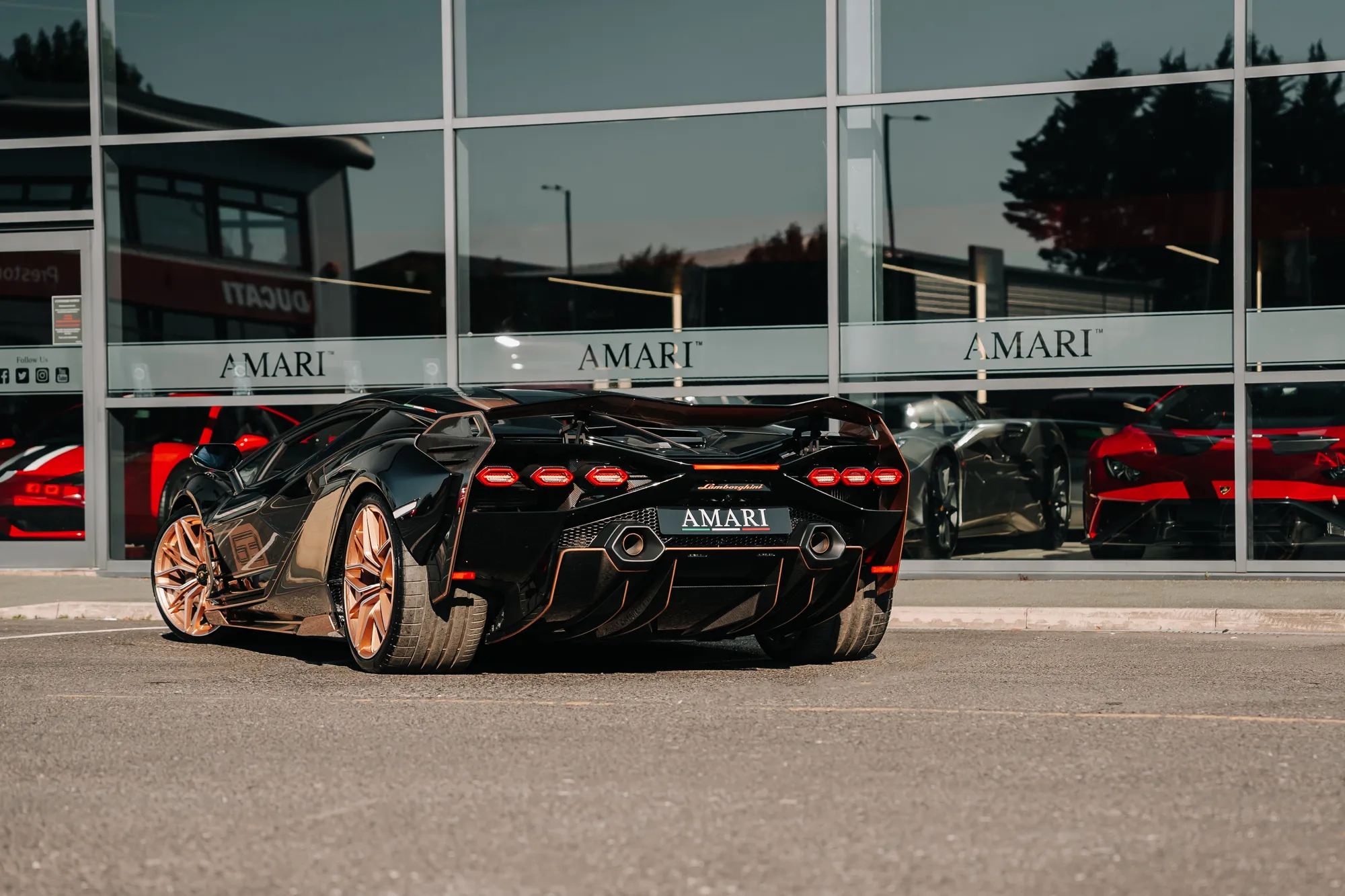 2023 Lamborghini SIÁN FKP 37, 12/24