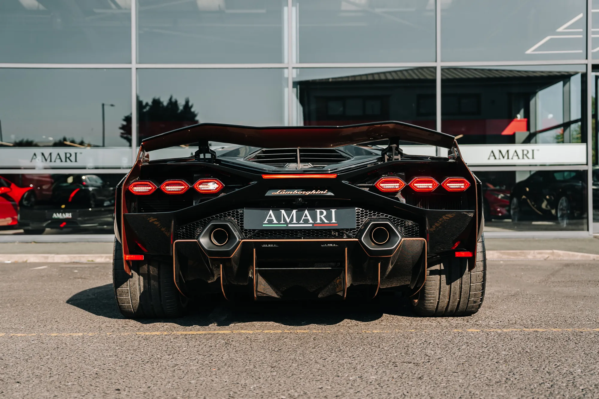 2023 Lamborghini SIÁN FKP 37, 16/24