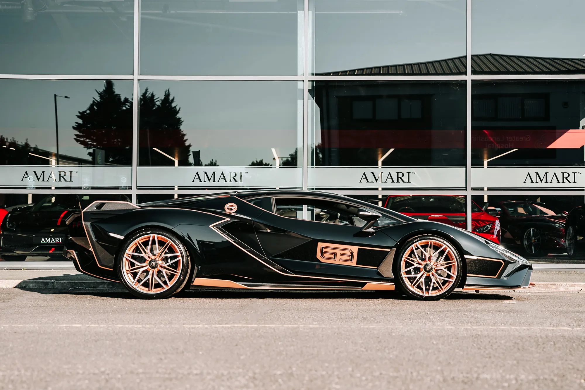 2023 Lamborghini SIÁN FKP 37, 18/24