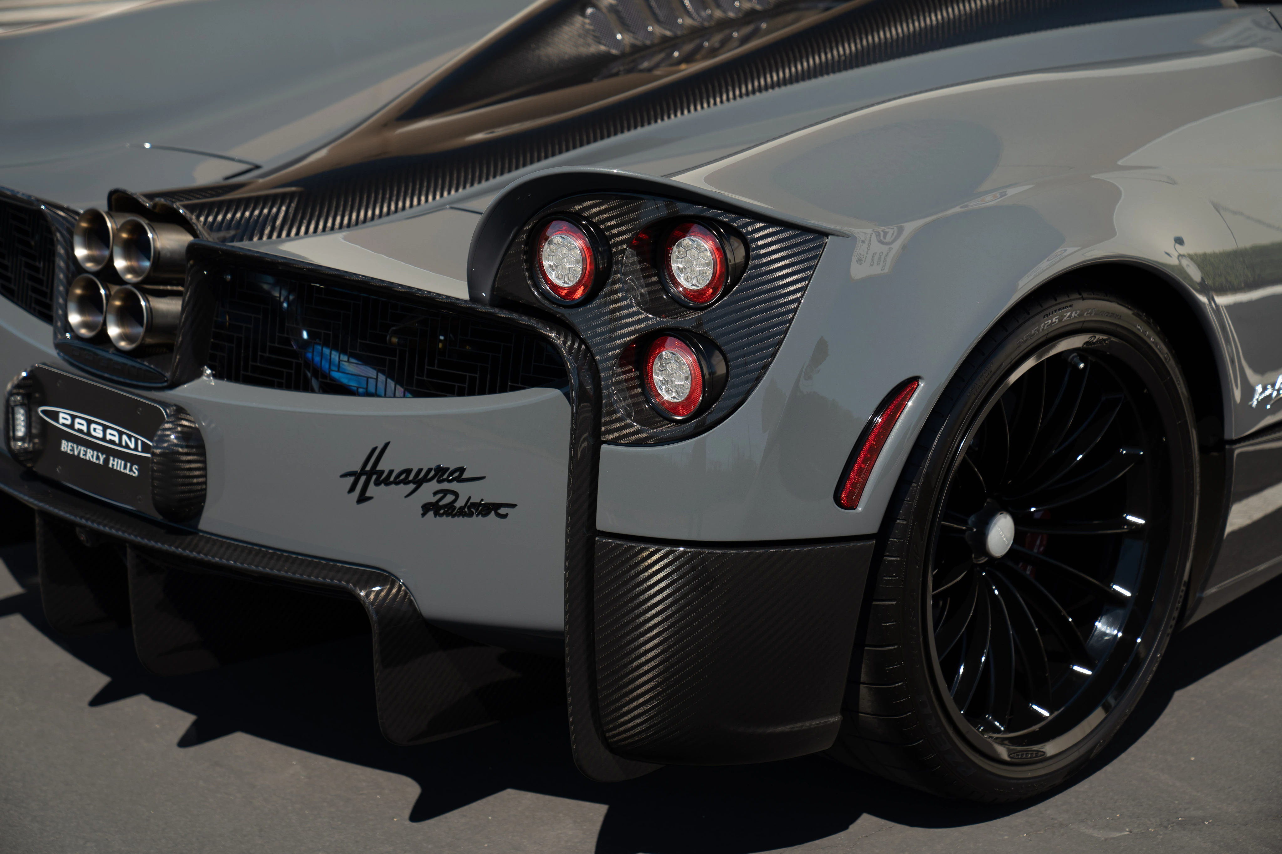 2017 Pagani Huayra Roadster, 5/20
