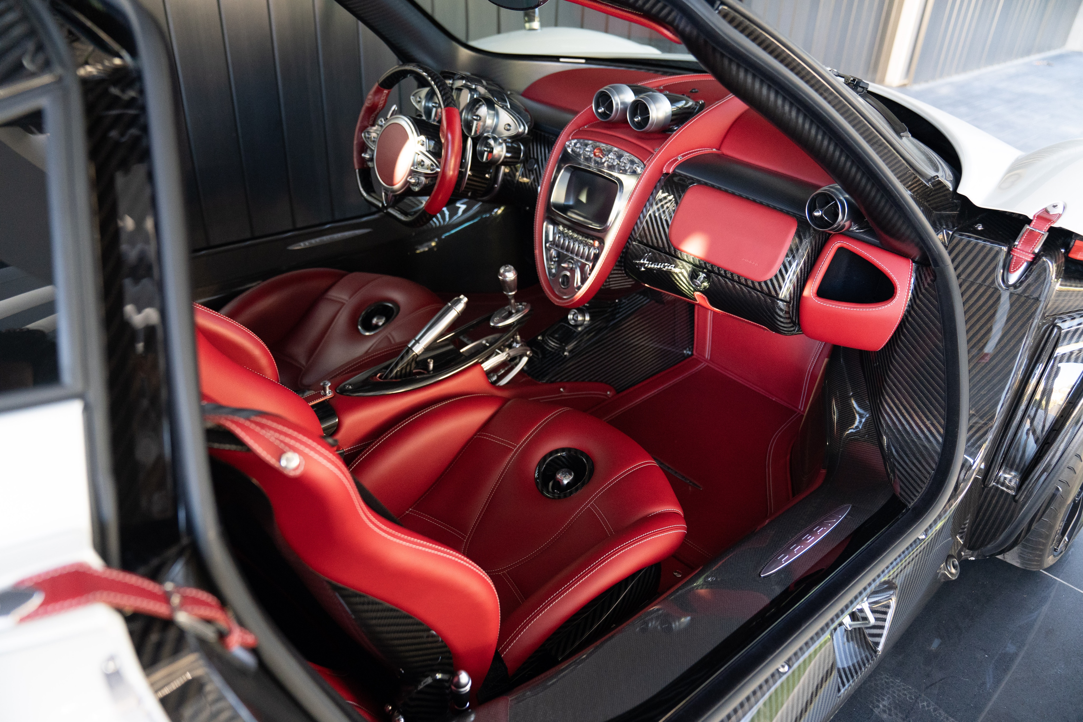 2014 Pagani Huayra, 6/19