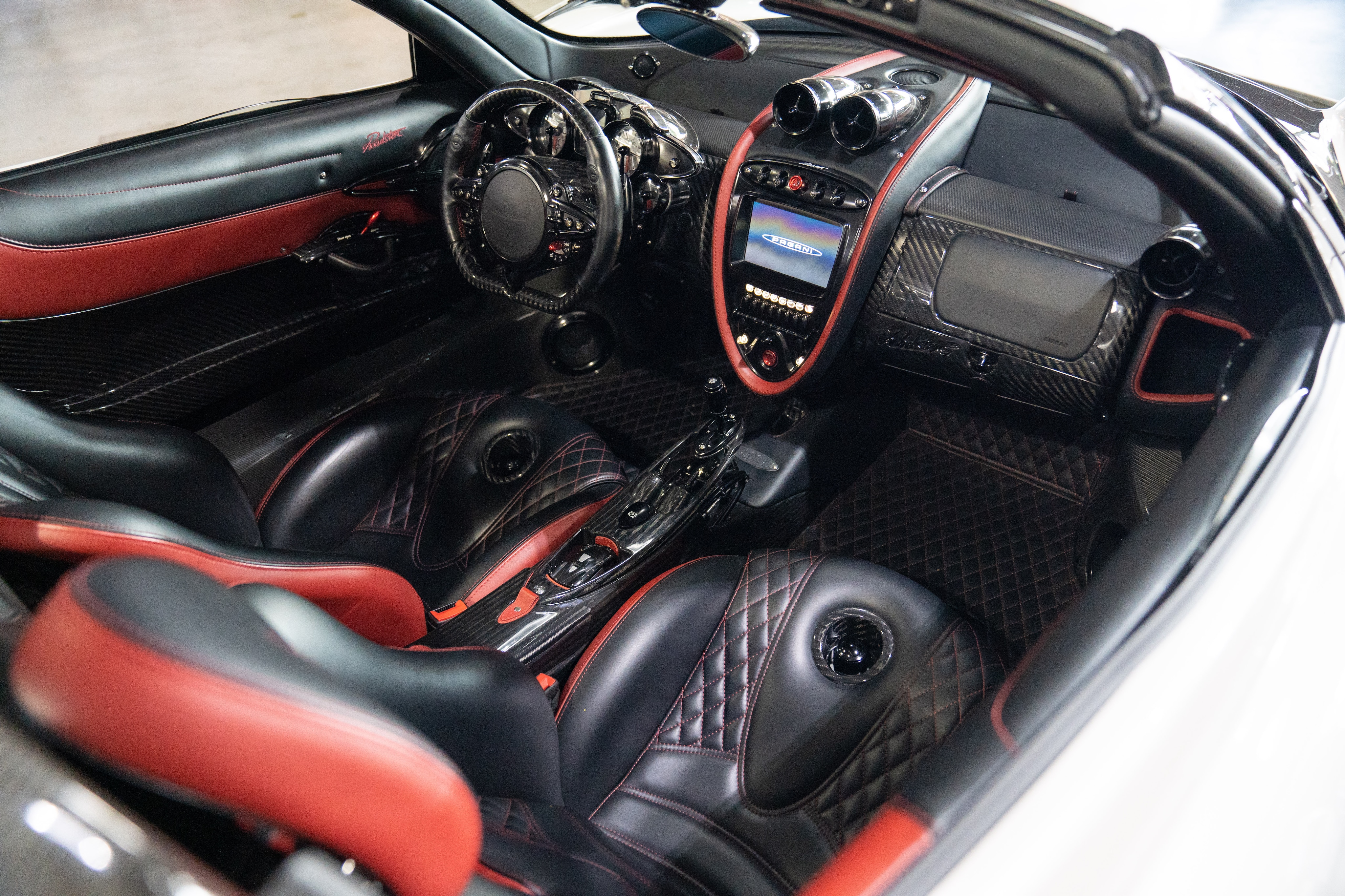 2017 Pagani Huayra Roadster, 28/37