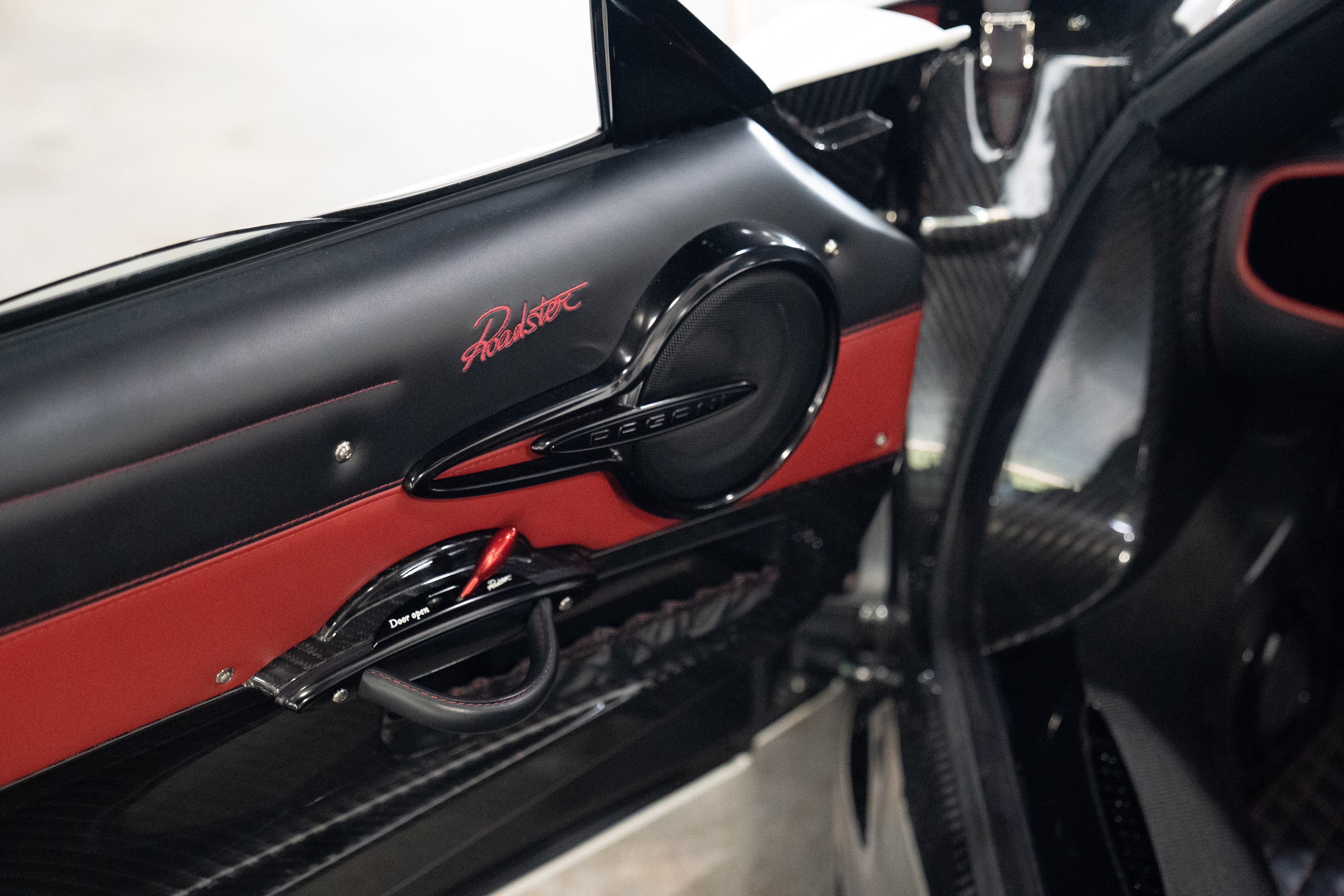 2017 Pagani Huayra Roadster, 30/37
