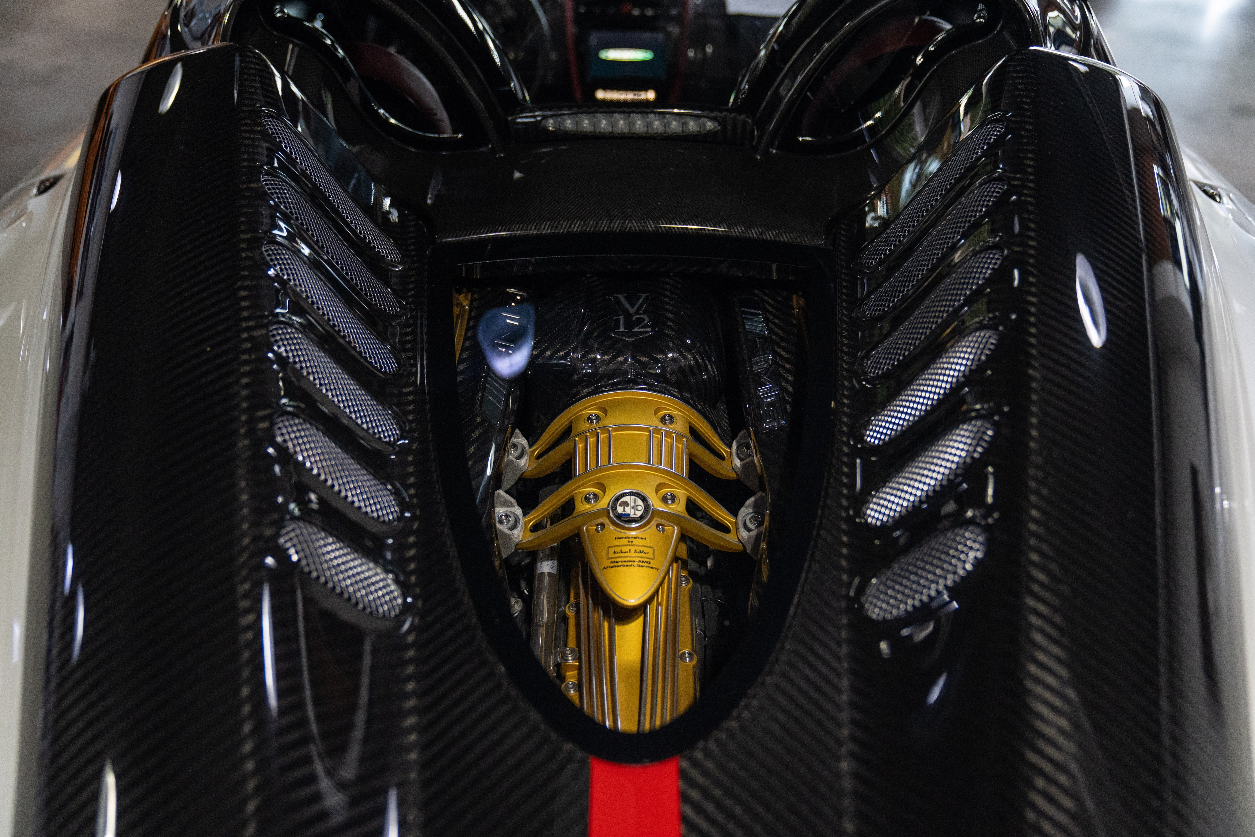 2017 Pagani Huayra Roadster, 31/37