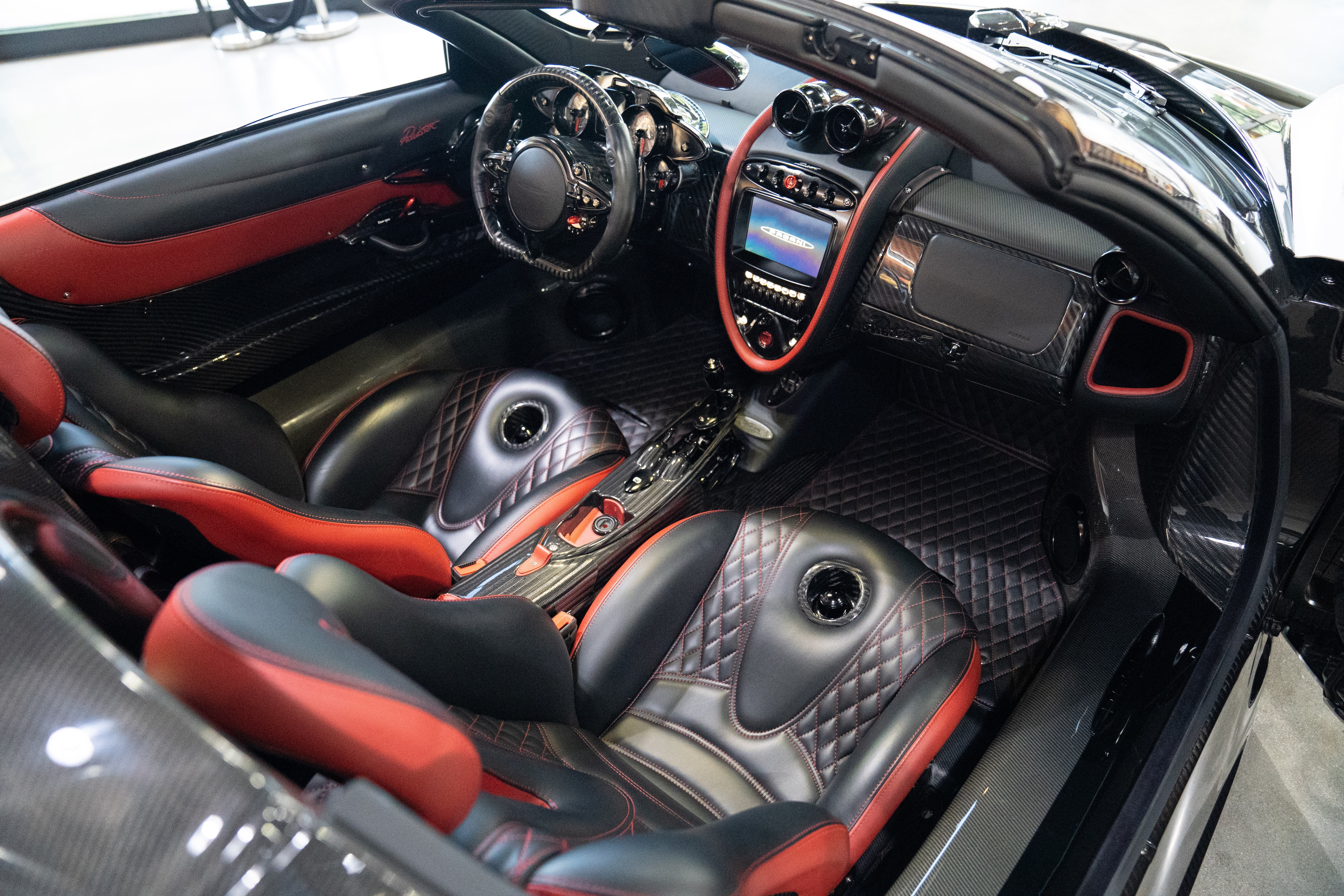 2017 Pagani Huayra Roadster, 34/37