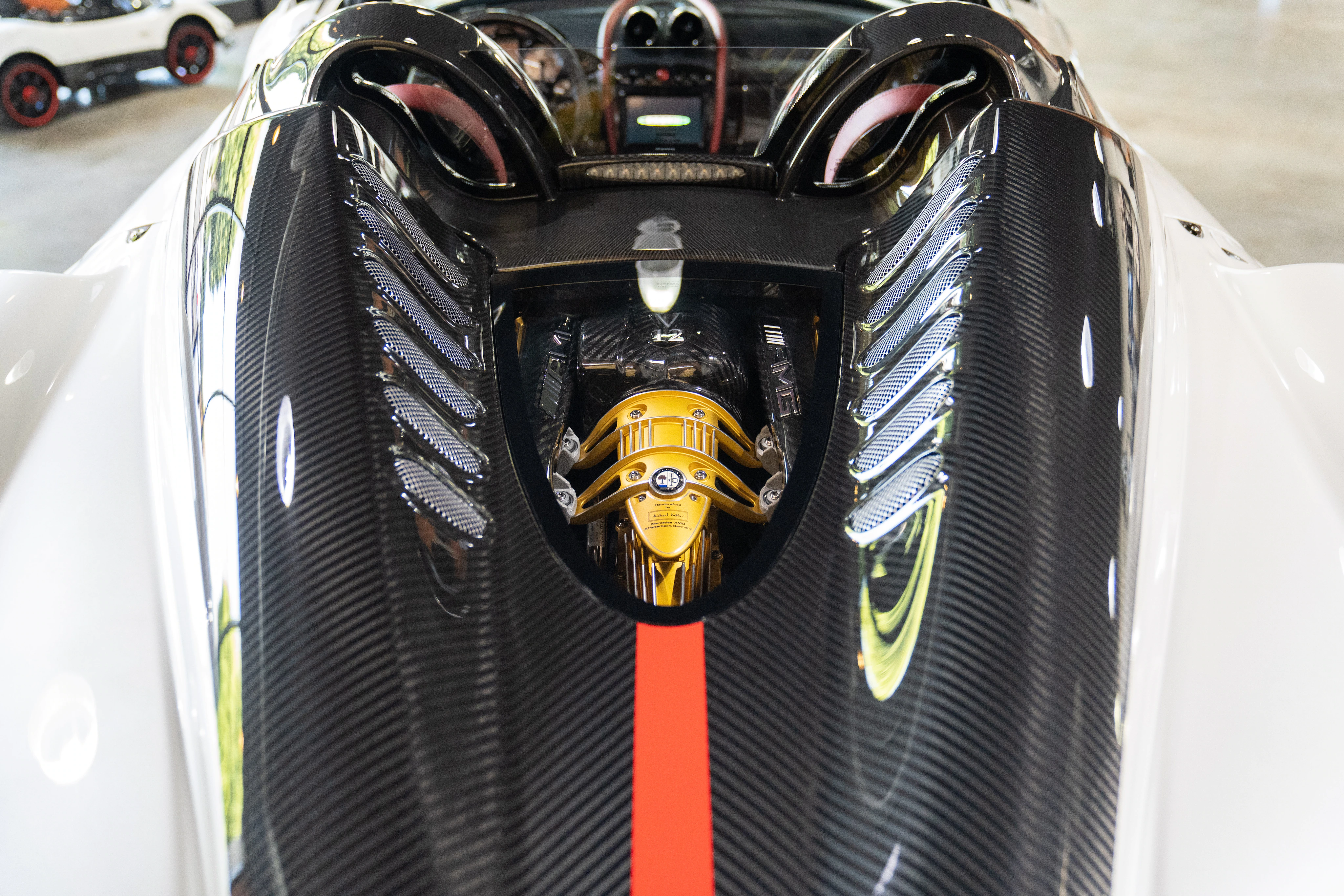 2017 Pagani Huayra Roadster, 35/37