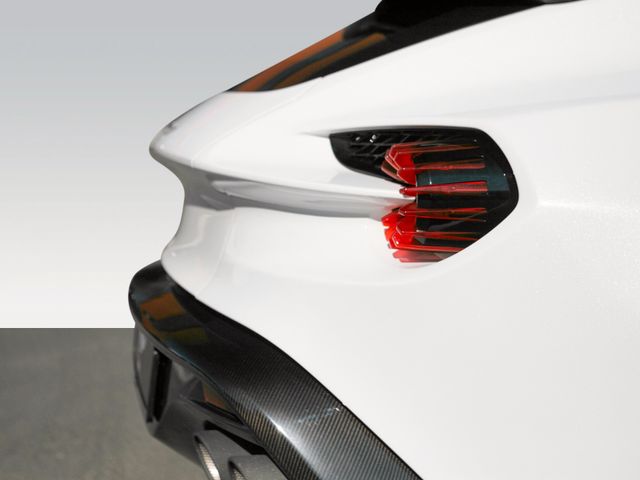 2019 Aston Martin Vanquish Zagato, 15/20