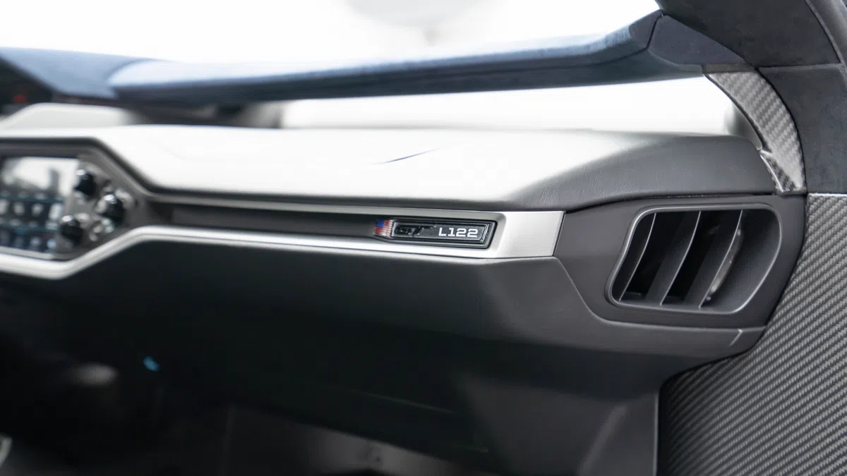 2020 Ford GT interior, door panel, Black/Blue