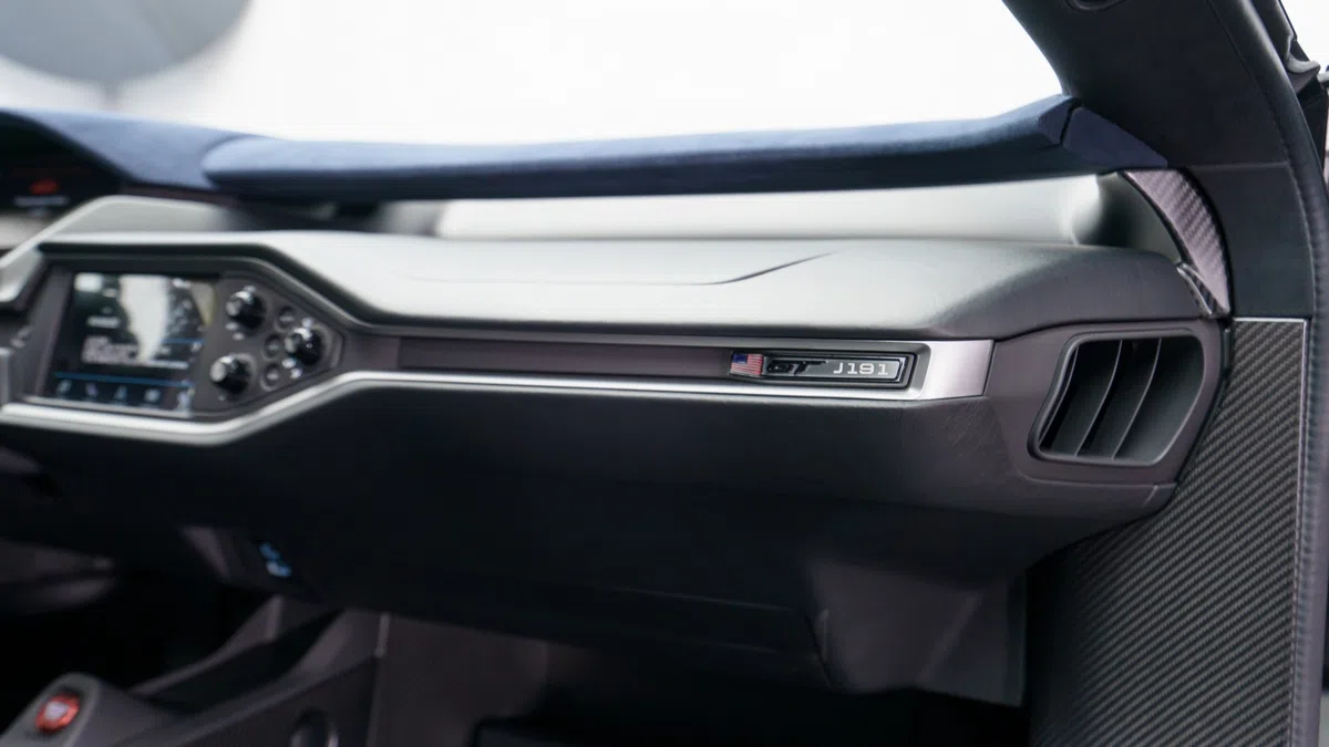2019 Ford GT interior, door panel, Black