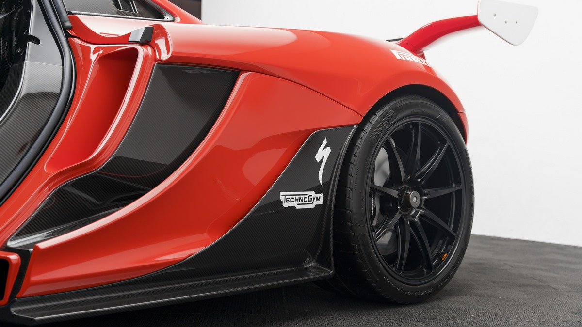 2015 McLaren P1 GTR, 19/24