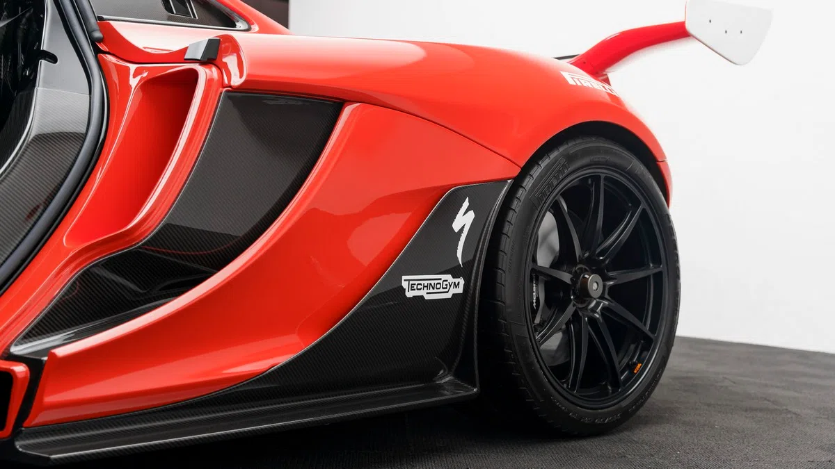 2015 McLaren P1 GTR, 19/24