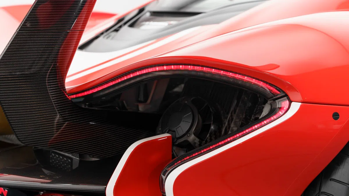 2015 McLaren P1 GTR, 21/24