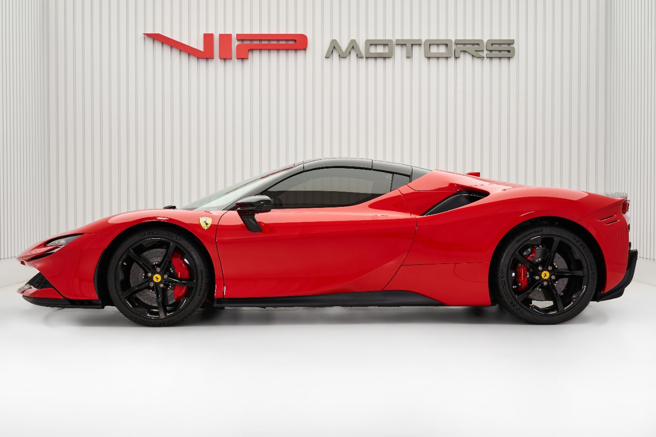 2022 Ferrari SF90 Spider, 7/16