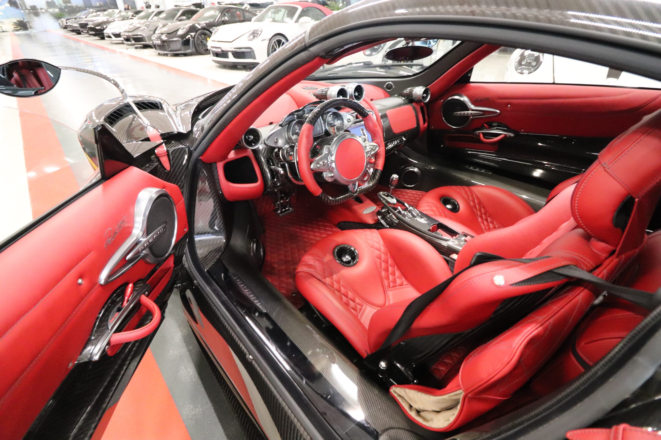 2019 Pagani Huayra Roadster, 10/16