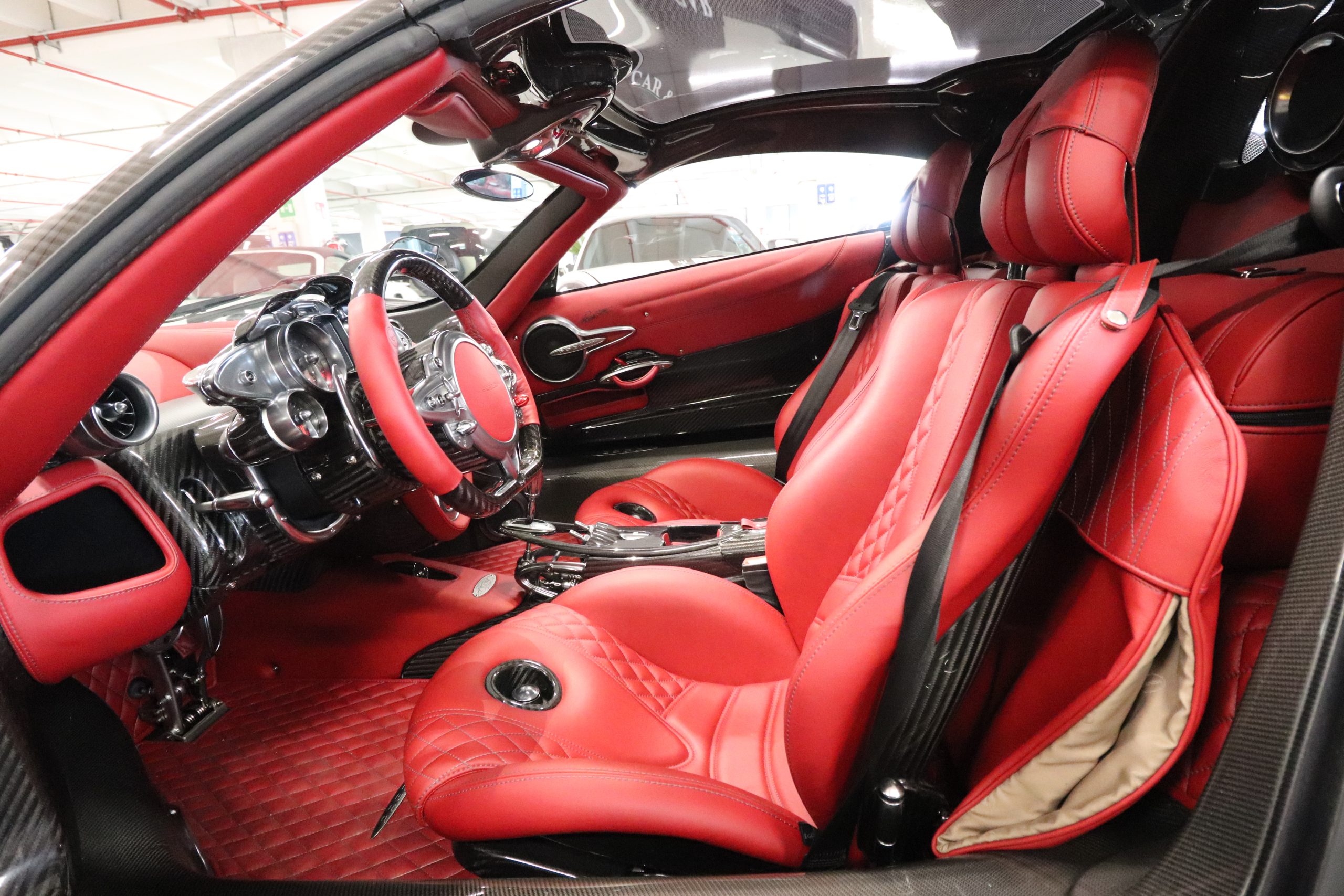 2019 Pagani Huayra Roadster, 11/16