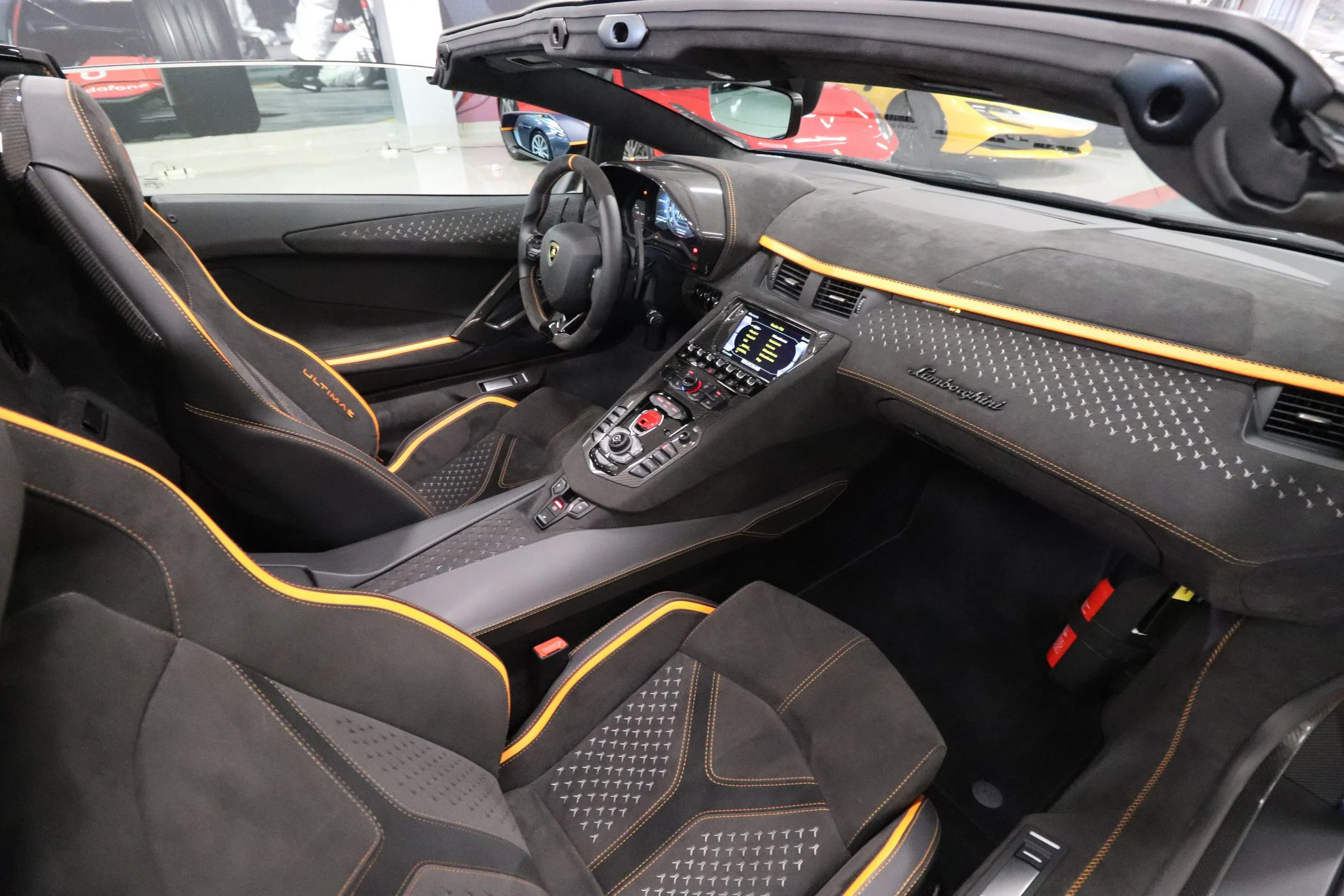2022 Lamborghini Aventador 780-4 Ultimae Roadster interior, Black