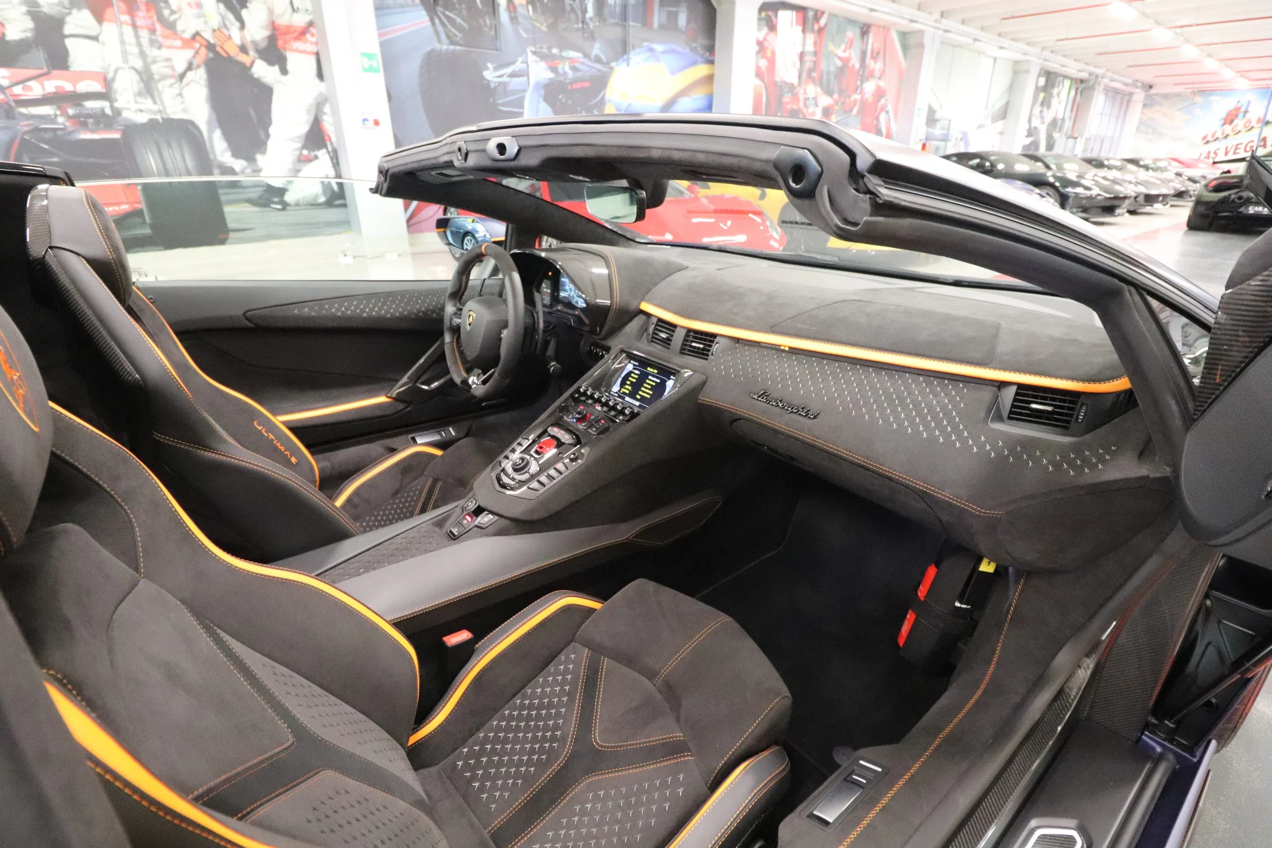 2022 Lamborghini Aventador 780-4 Ultimae Roadster interior, Black