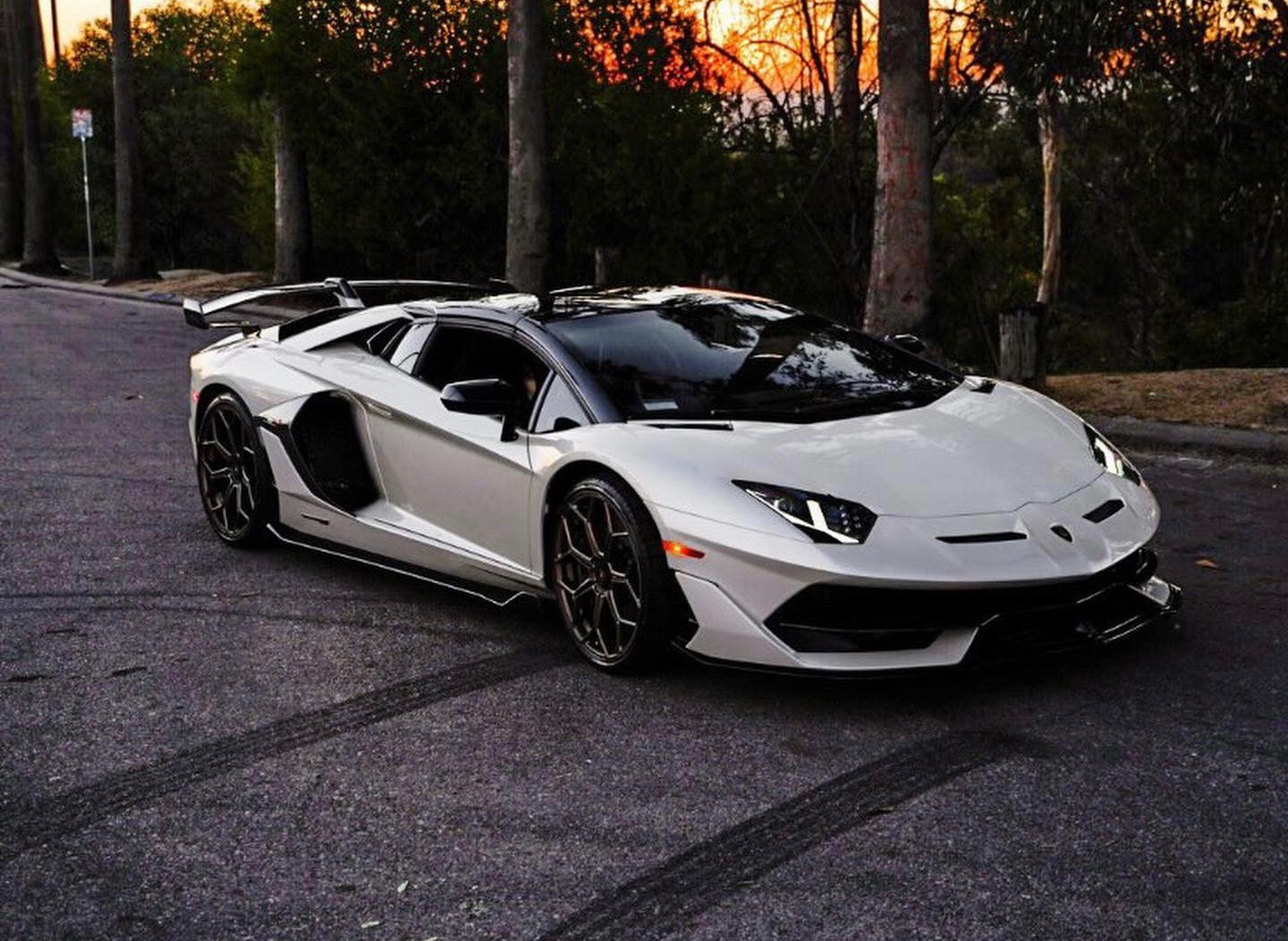 2020 Lamborghini Aventador SVJ Roadster