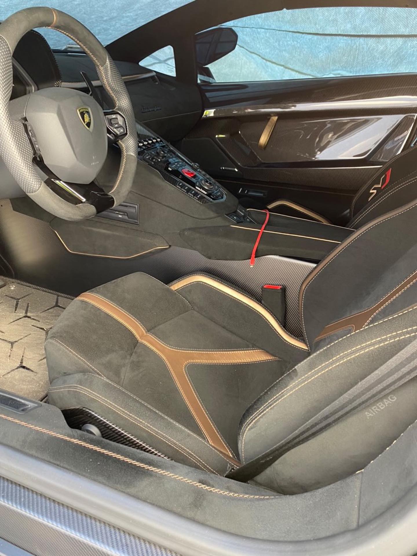 2020 Lamborghini Aventador SVJ Roadster, 11/14