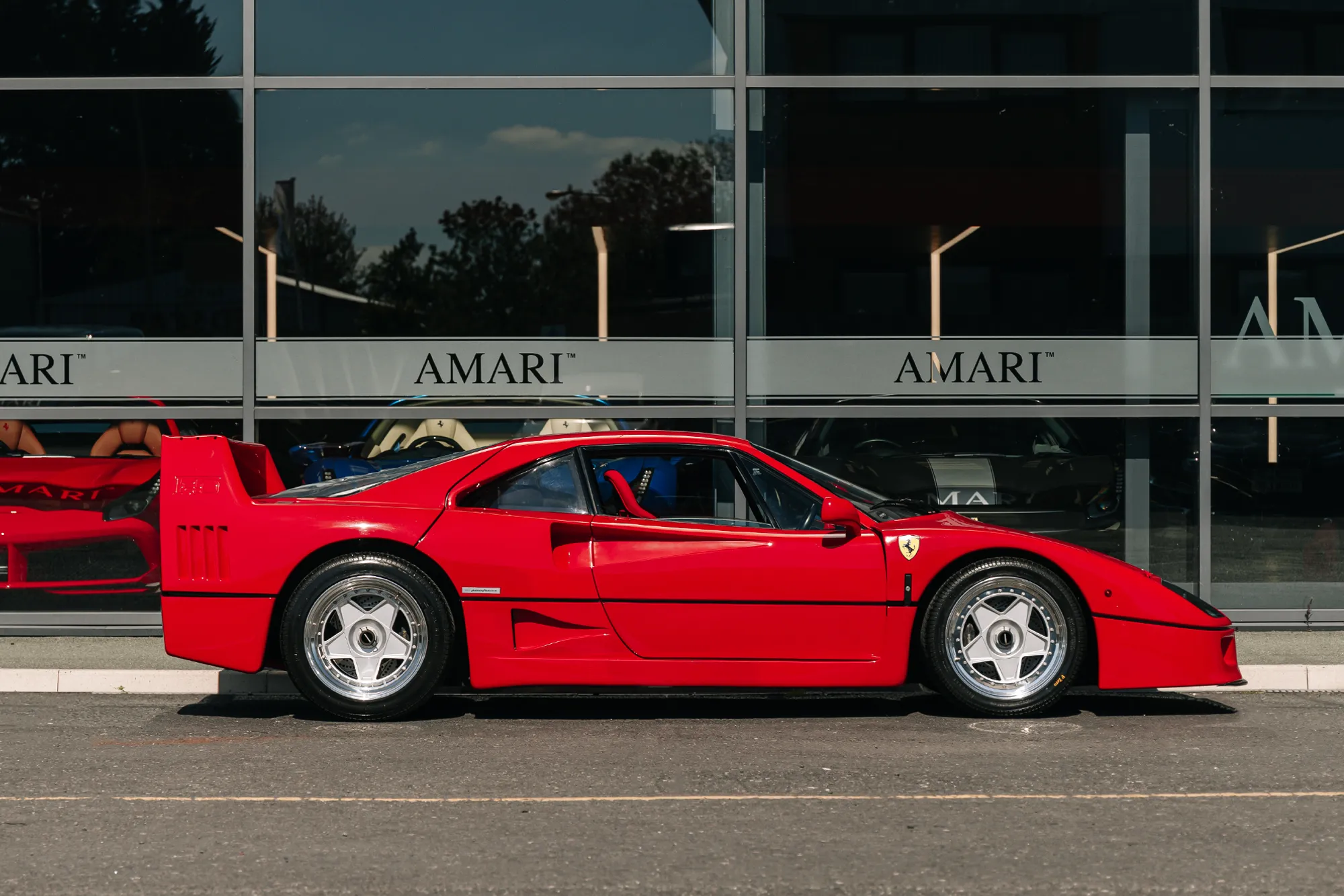 1992 Ferrari F40, 2/7