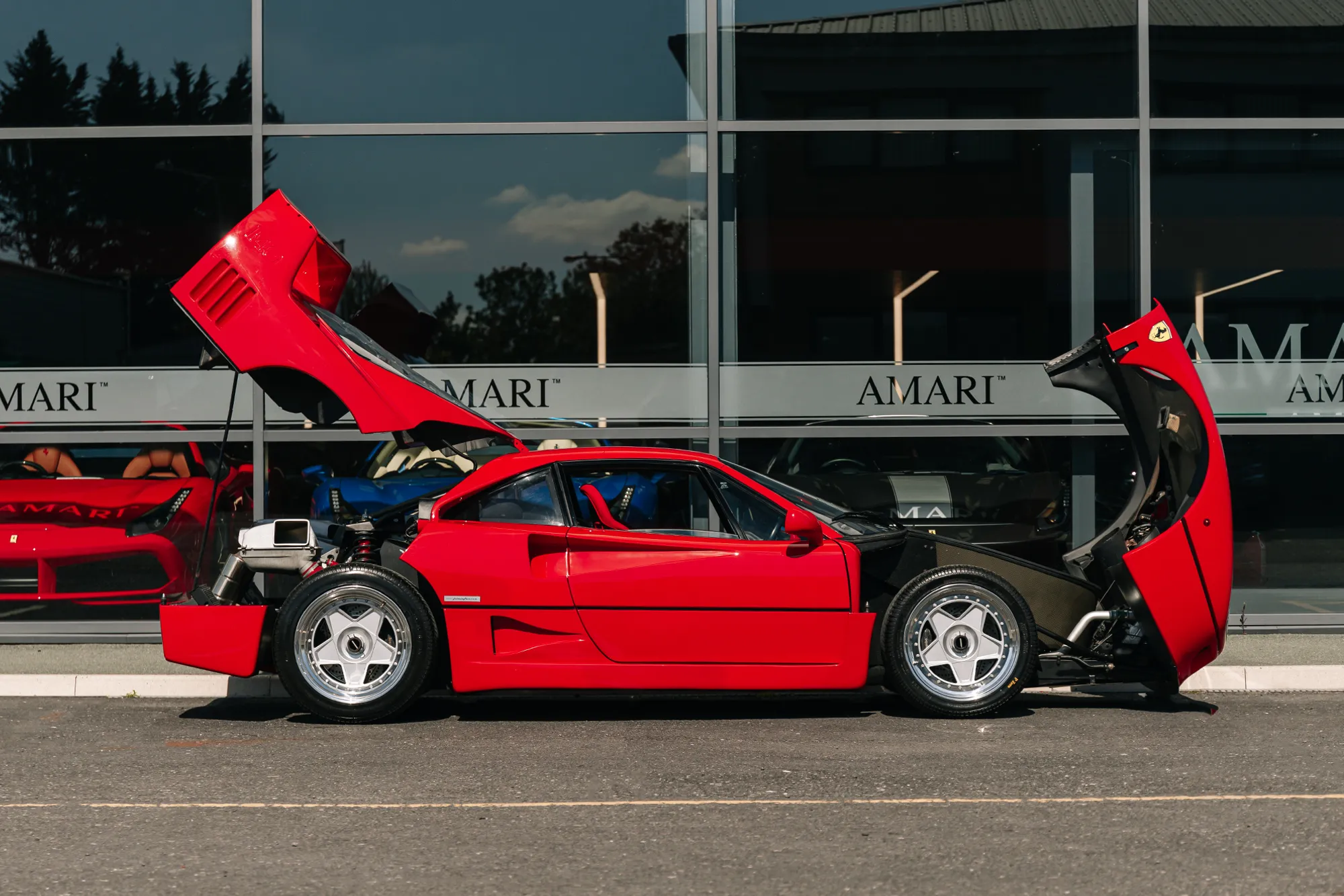 1992 Ferrari F40, 3/7