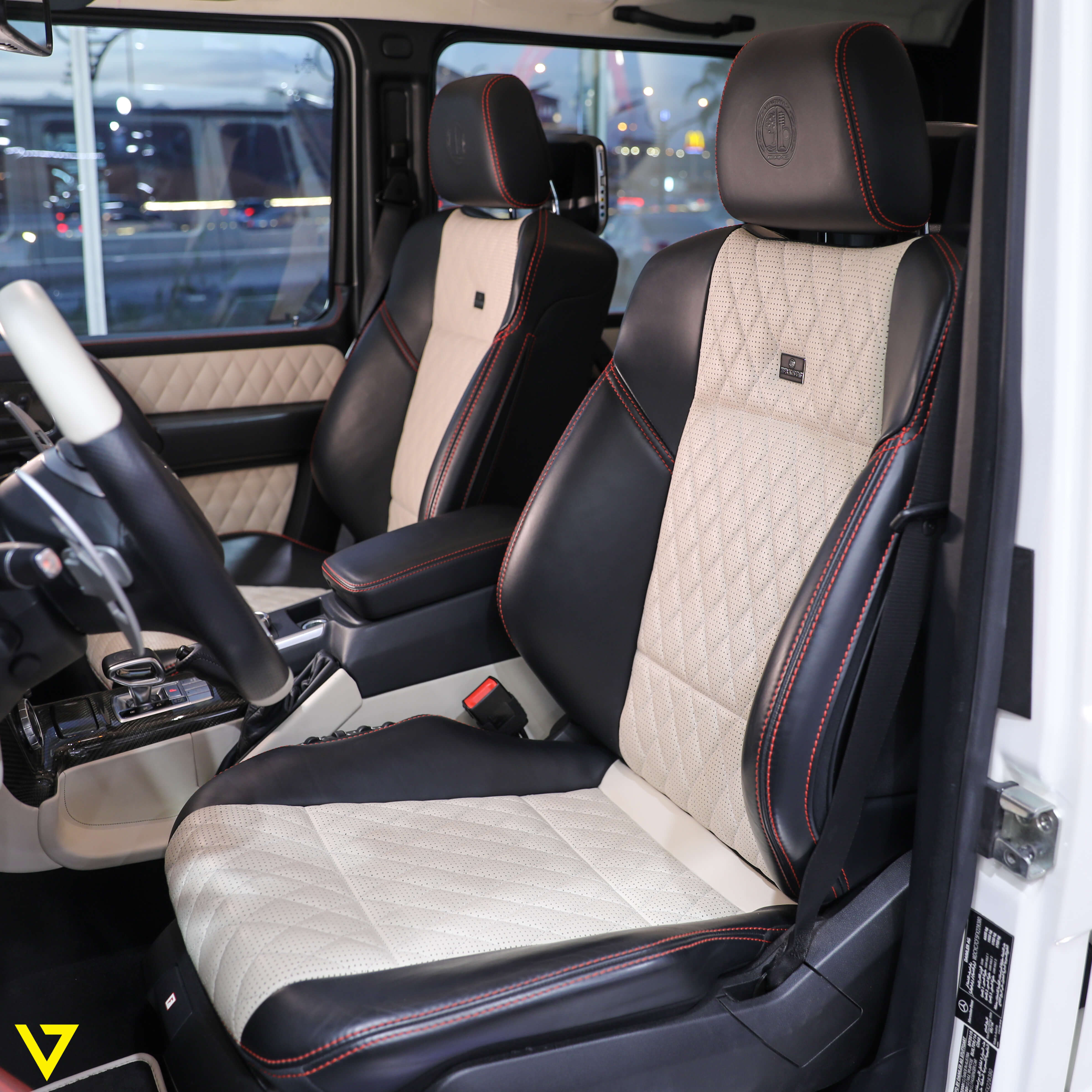 BRABUS G 700 6x6, 8/14