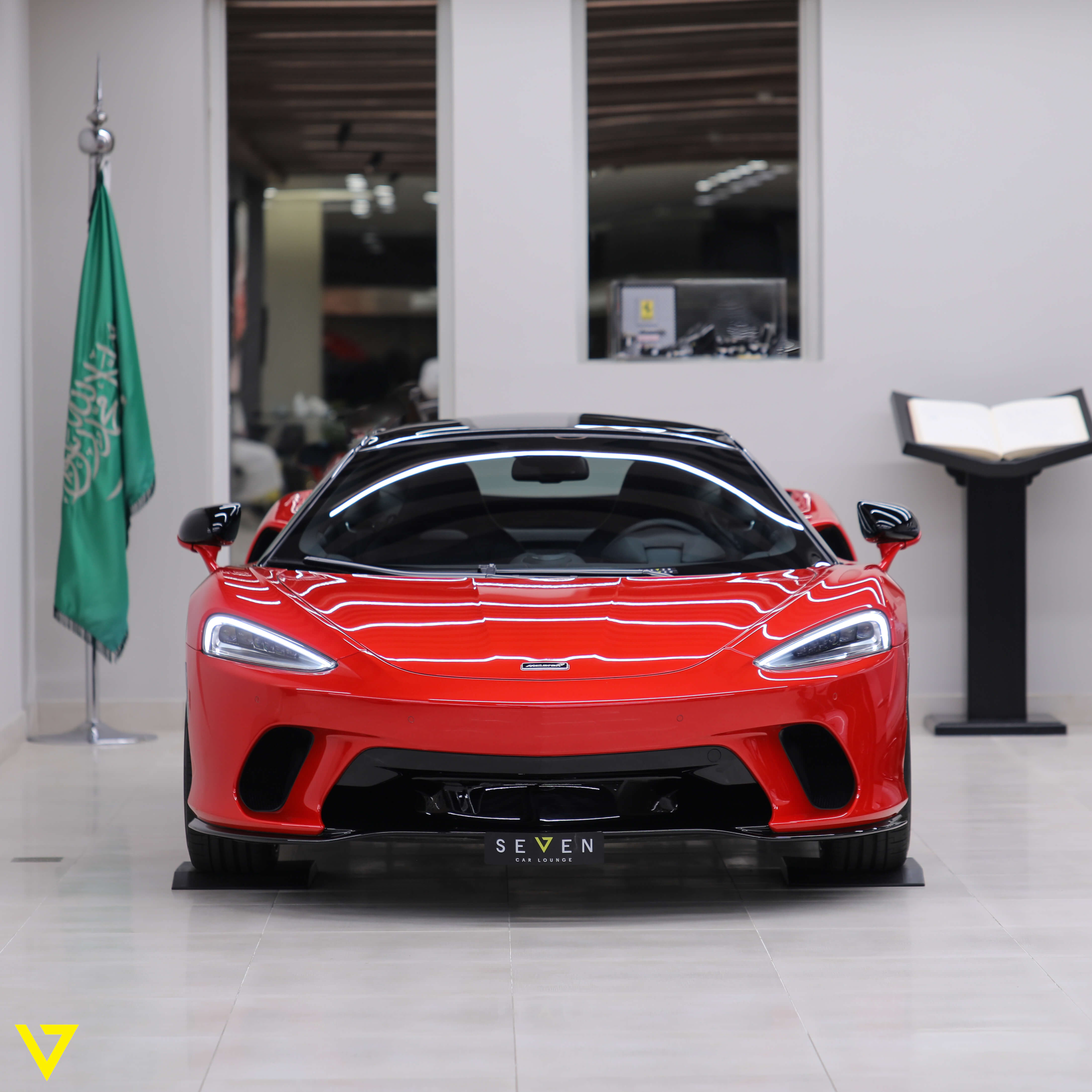 McLaren GT, 4/13