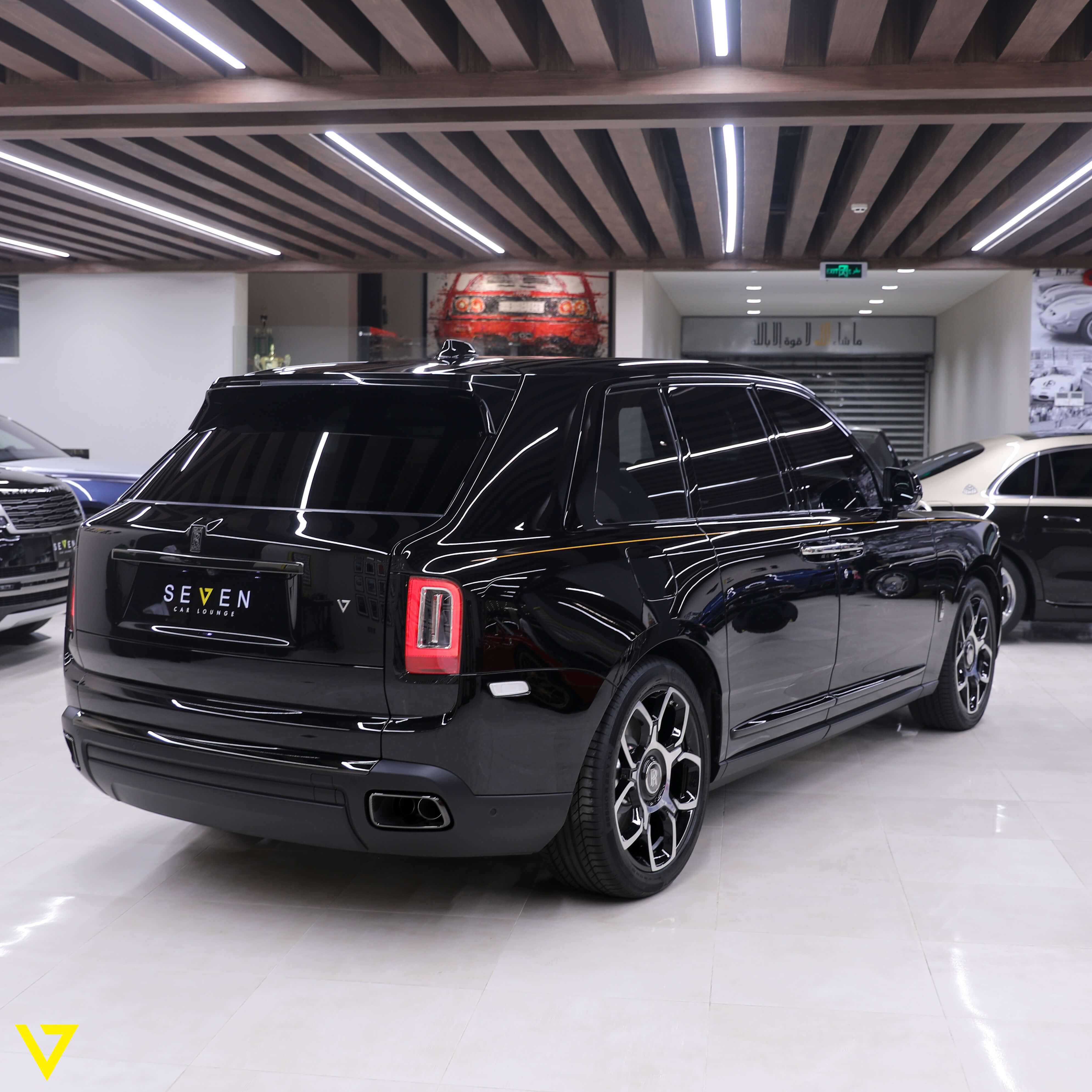 Rolls-Royce Cullinan, 8/14