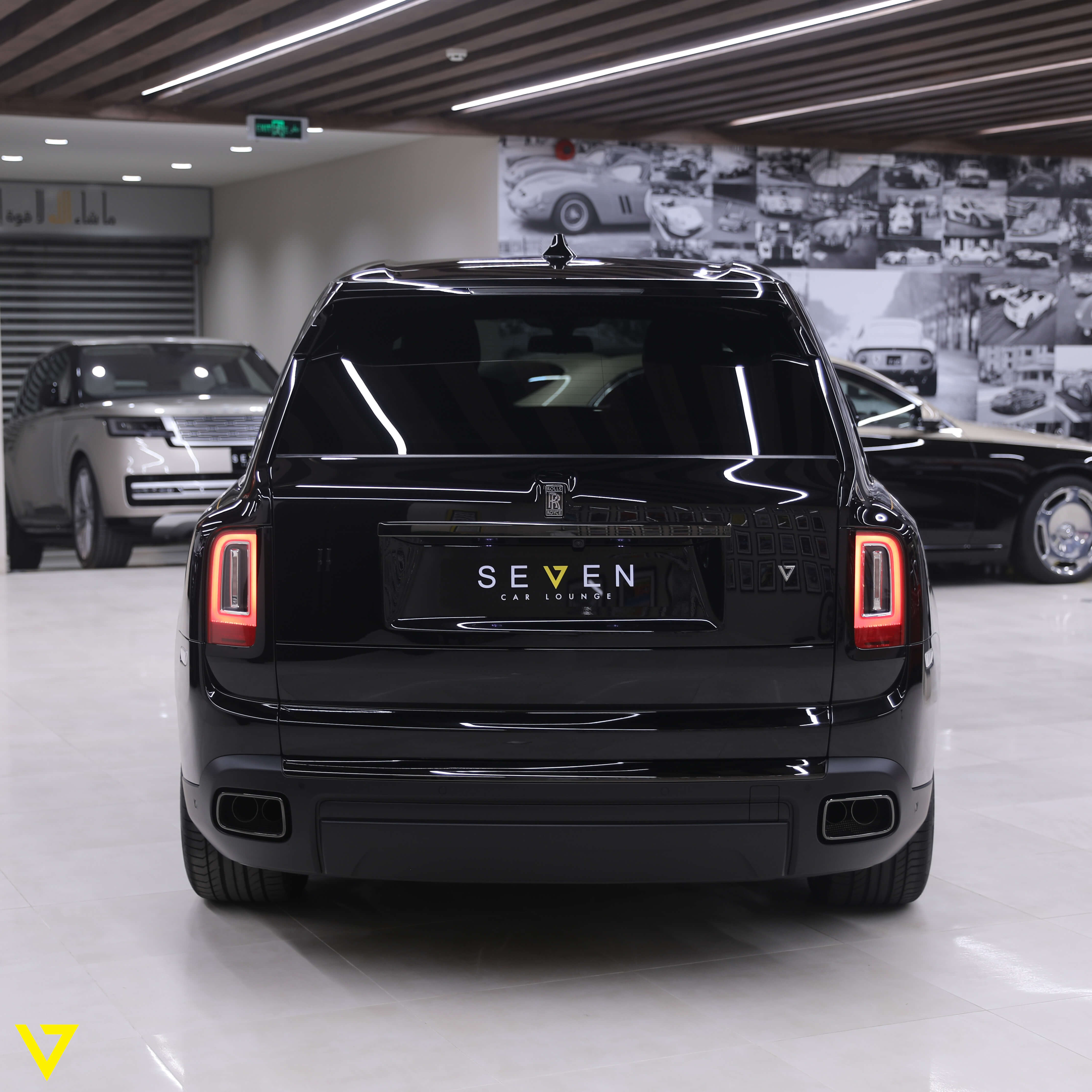 Rolls-Royce Cullinan, 10/14