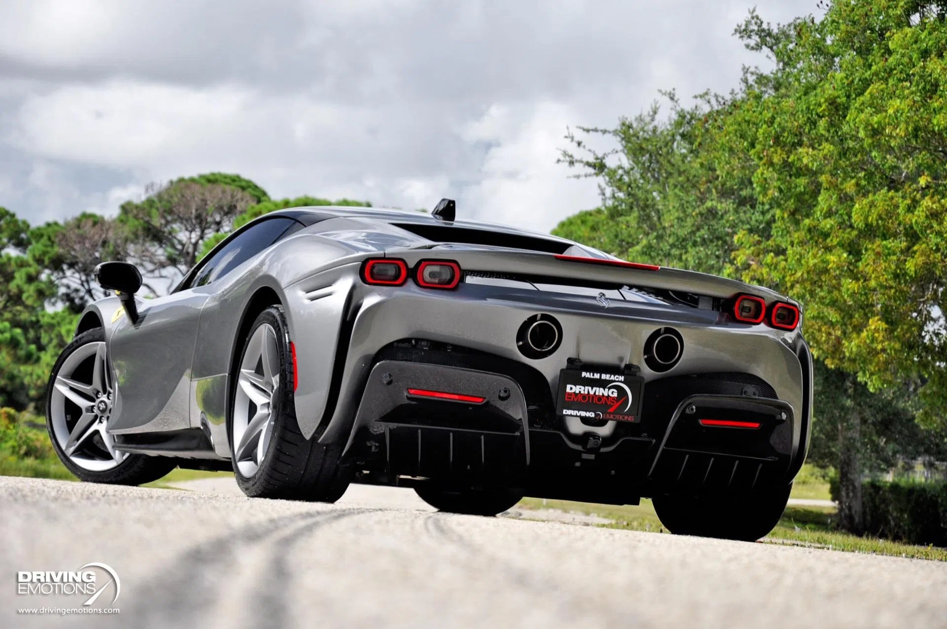 2022 Ferrari SF90 Stradale for sale, exterior, Grigio Ferro Metallic