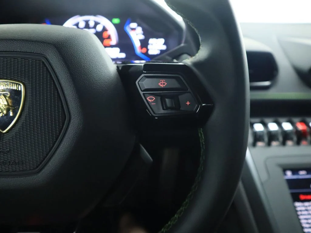 2021 Lamborghini Huracán EVO RWD, 10/20