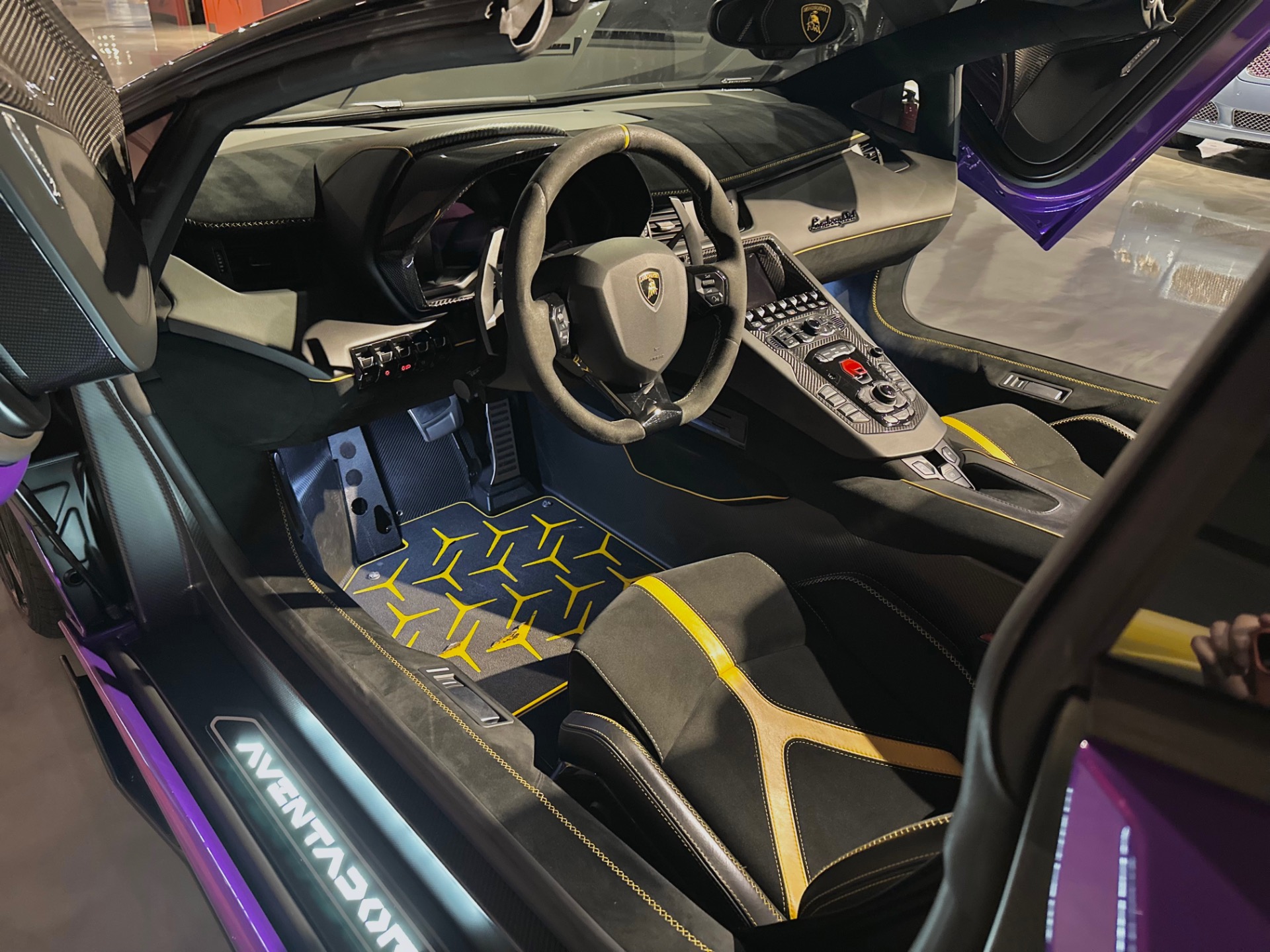 2021 Lamborghini Aventador SVJ Roadster, 10/20