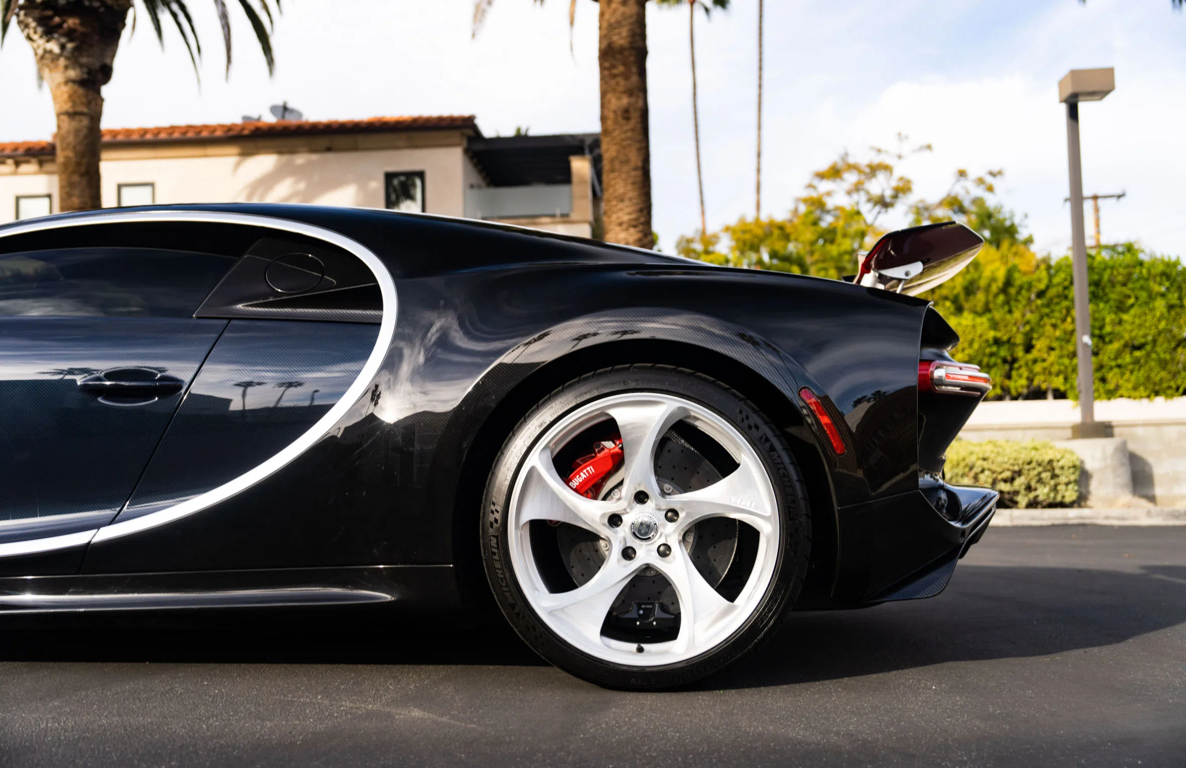 2018 Bugatti Chiron, exterior, Black and Blue Carbon