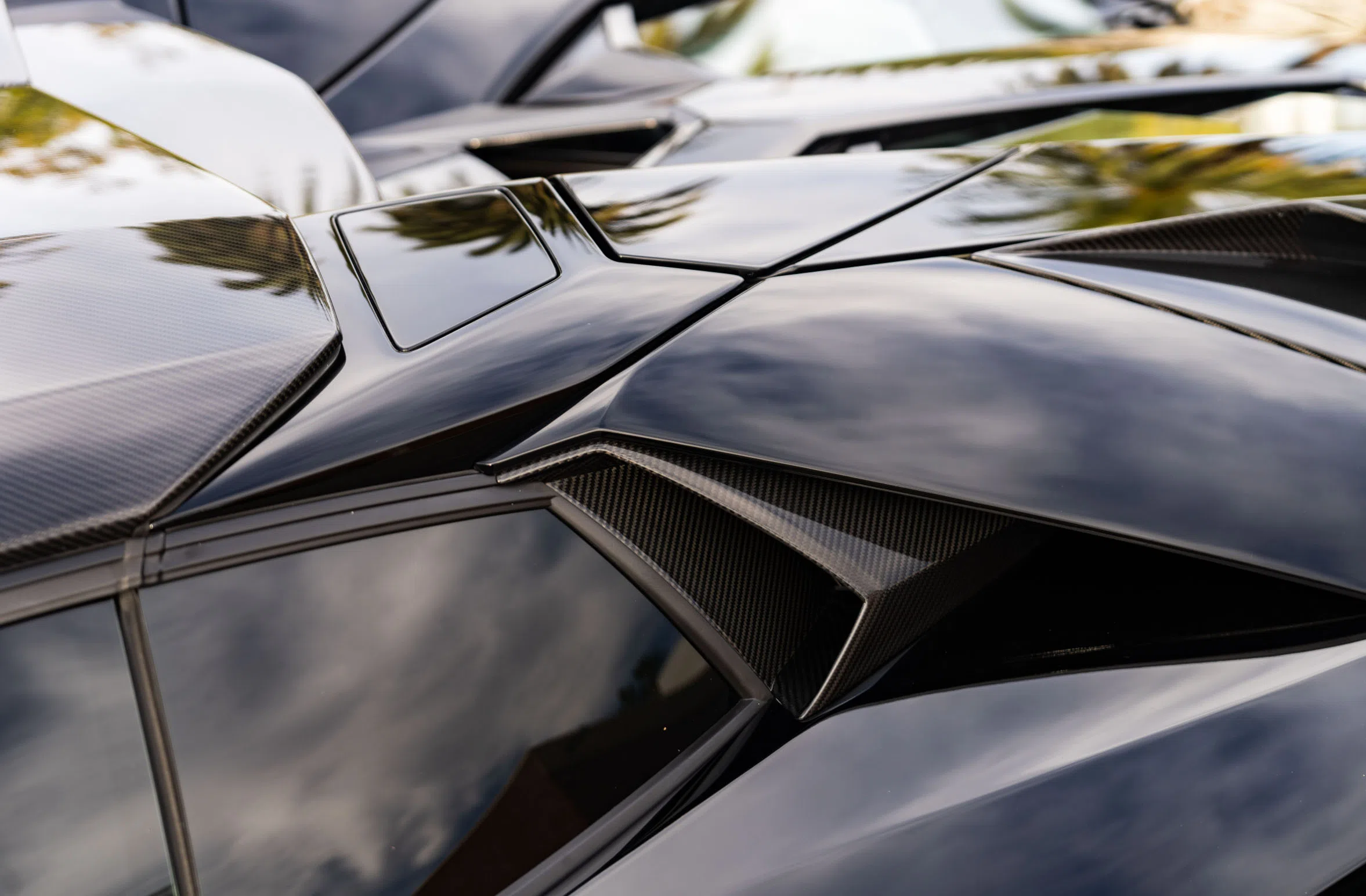 2022 Lamborghini Aventador LP 780-4 Ultimae Roadster, exterior, Nero Noctis