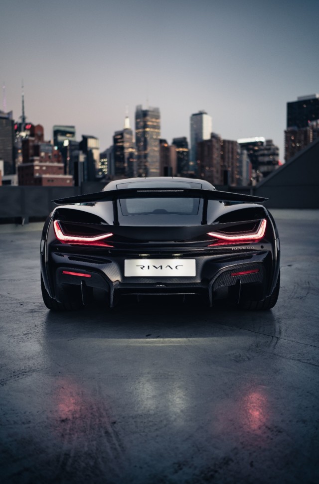 2022 Rimac Nevera, 2/5