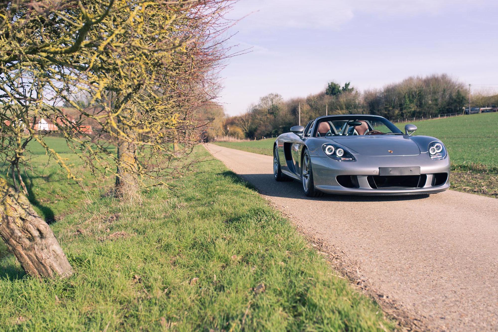 2005 Porsche Carrera GT, 11/17
