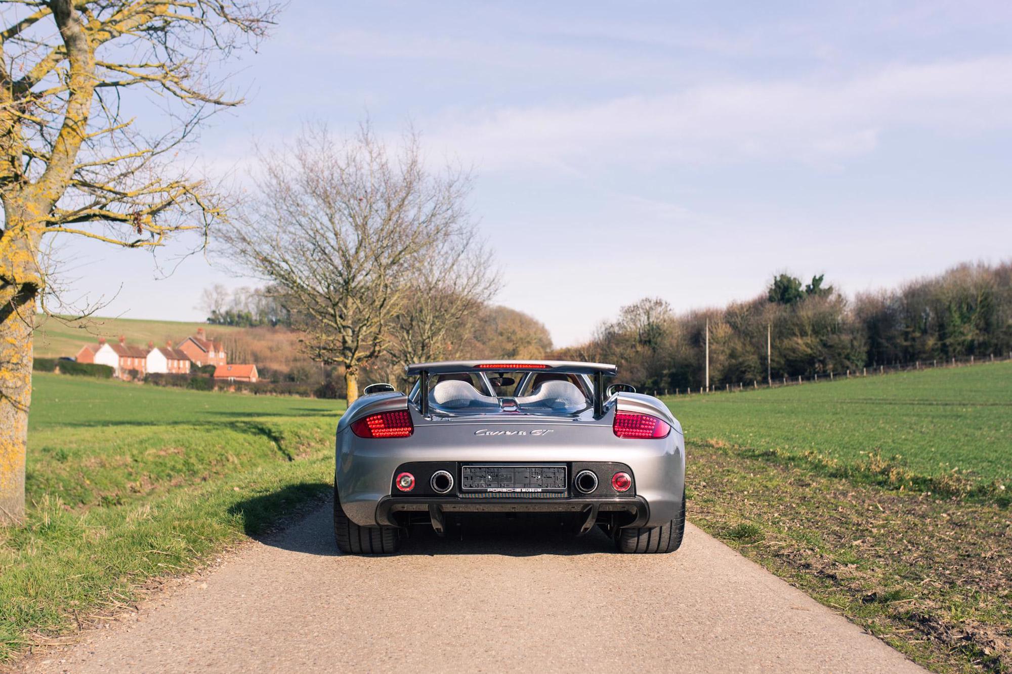 2005 Porsche Carrera GT, 12/17