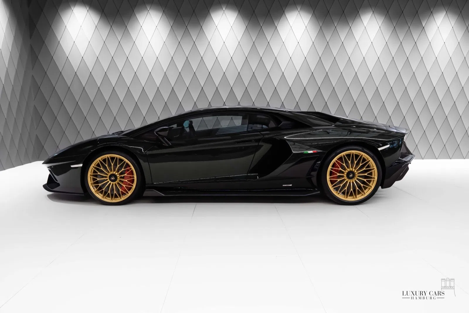 2022 Lamborghini Aventador Ultimae for sale, exterior, Green